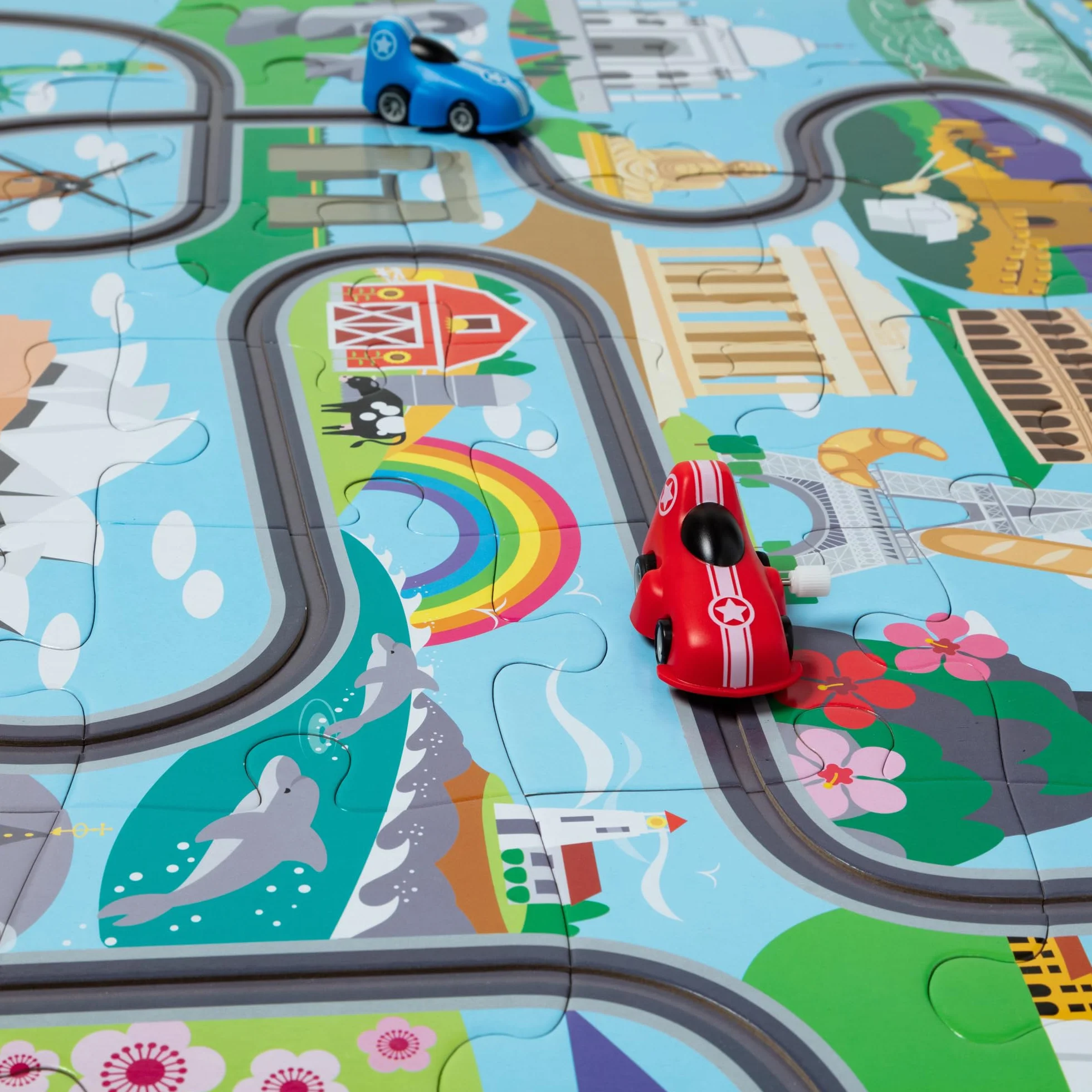 Melissa & Doug Puzzle de Piso de cartón Pistas de Carreras Alrededor del Mundo y vehículos de Cuerda – 48 Piezas, para niños y niñas a Partir de 3 años - Certificados FSC