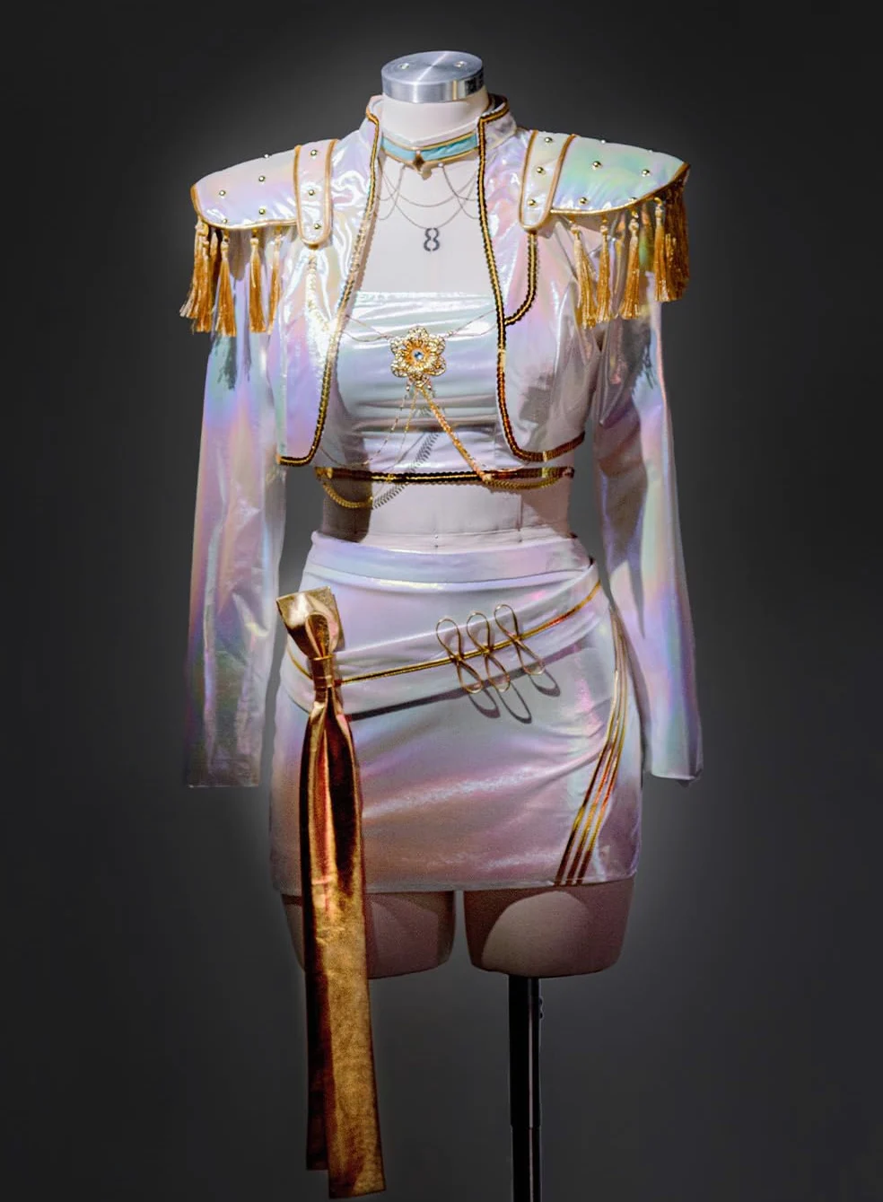 OSIAS Disfraz de Cosplay Mujer Mira Escenario Blanco con Diseño Láser Deslumbrante