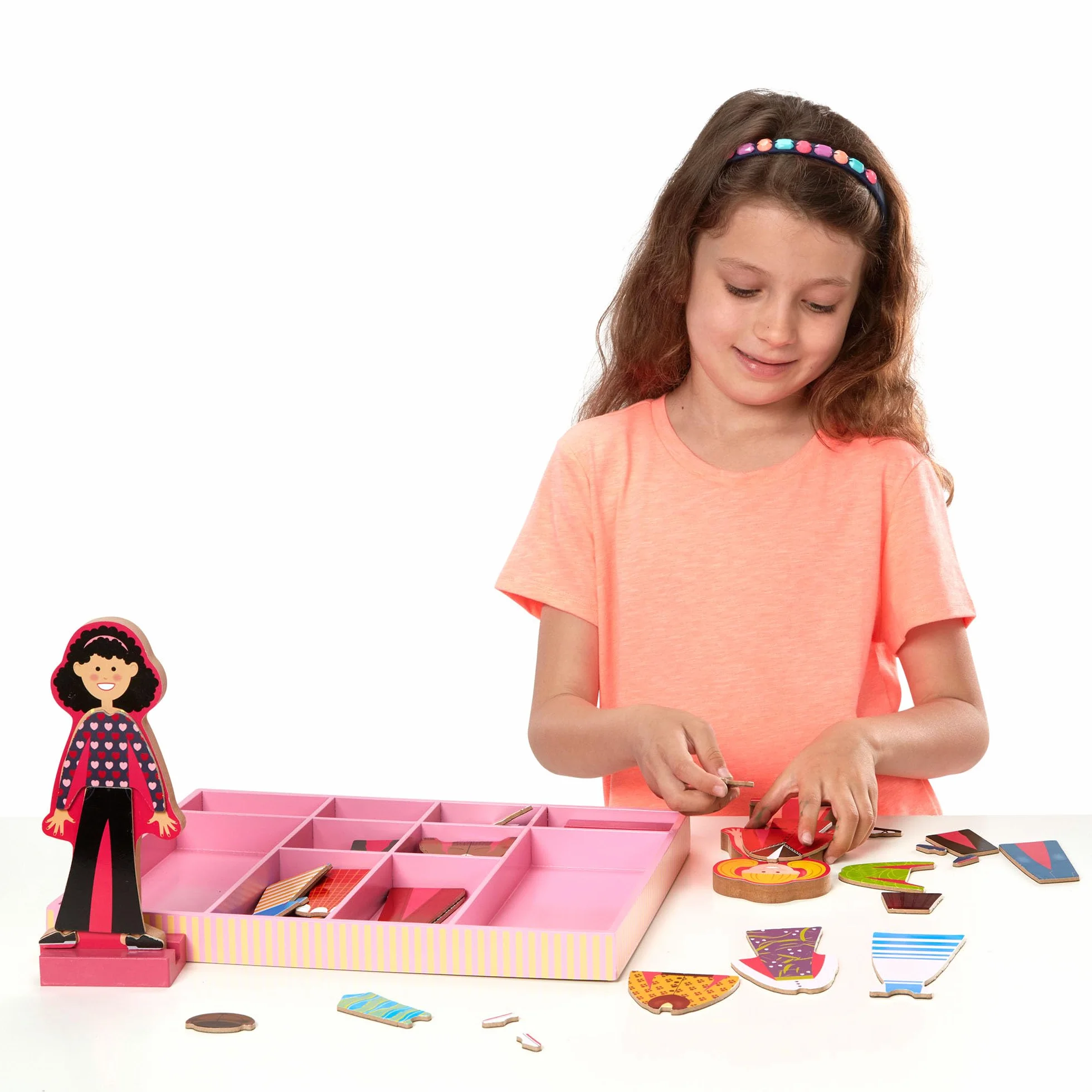 Melissa & Doug - Juego Magnético de Madera Viste a Abby y Emma, 56 Piezas de Ropa y Complementos + 2 Muñecas - 6075162 - Juguetes Niñas 3 años + Regalo Niña 3 años + - Juego Educativo