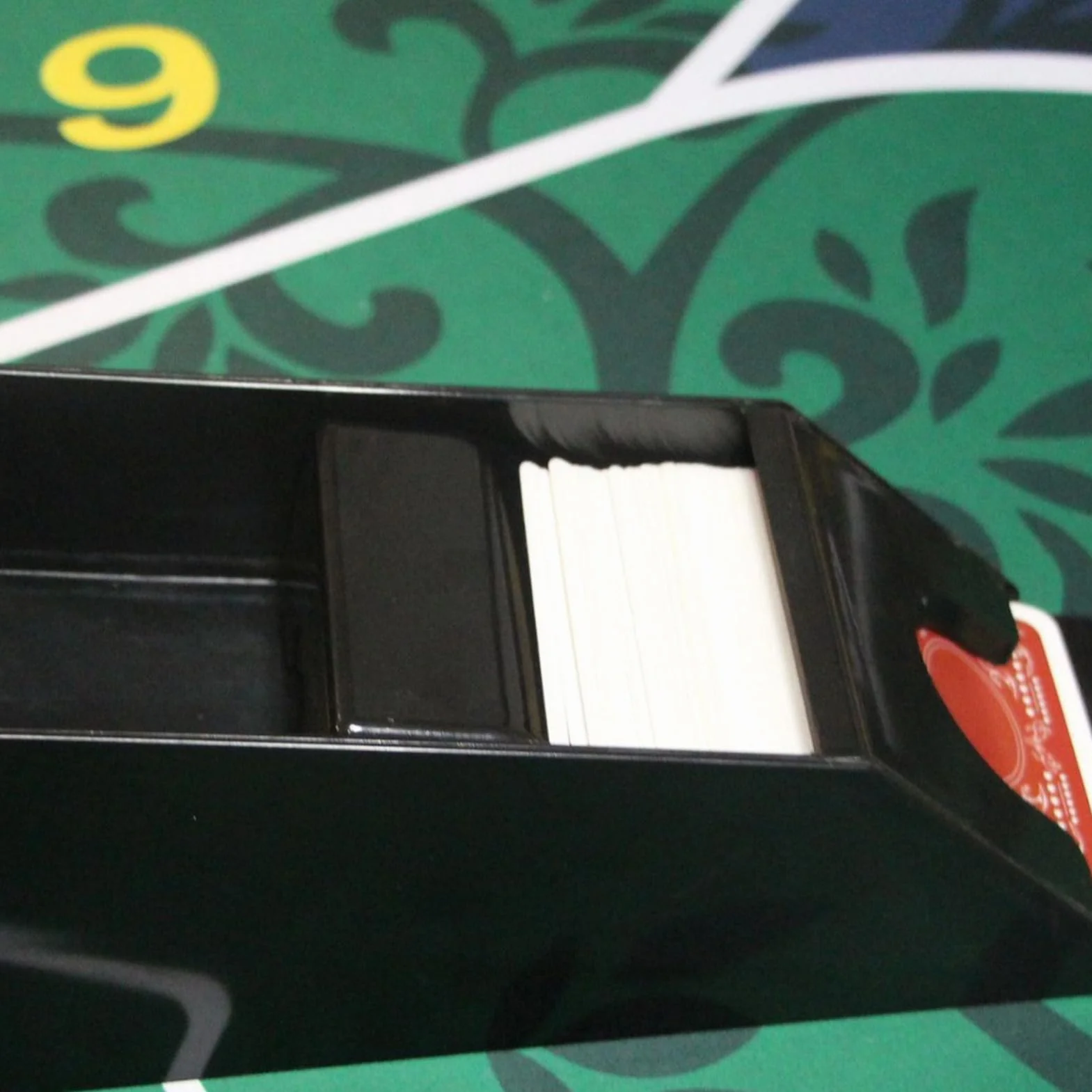Dispensador de Cartas - Distribuidor de de 4/6 Barajas | Dispensador de Tarjetas Reutilizables | Accesorio de Mesa de Juegos de para Home Party Club, Blackjack Table Poker