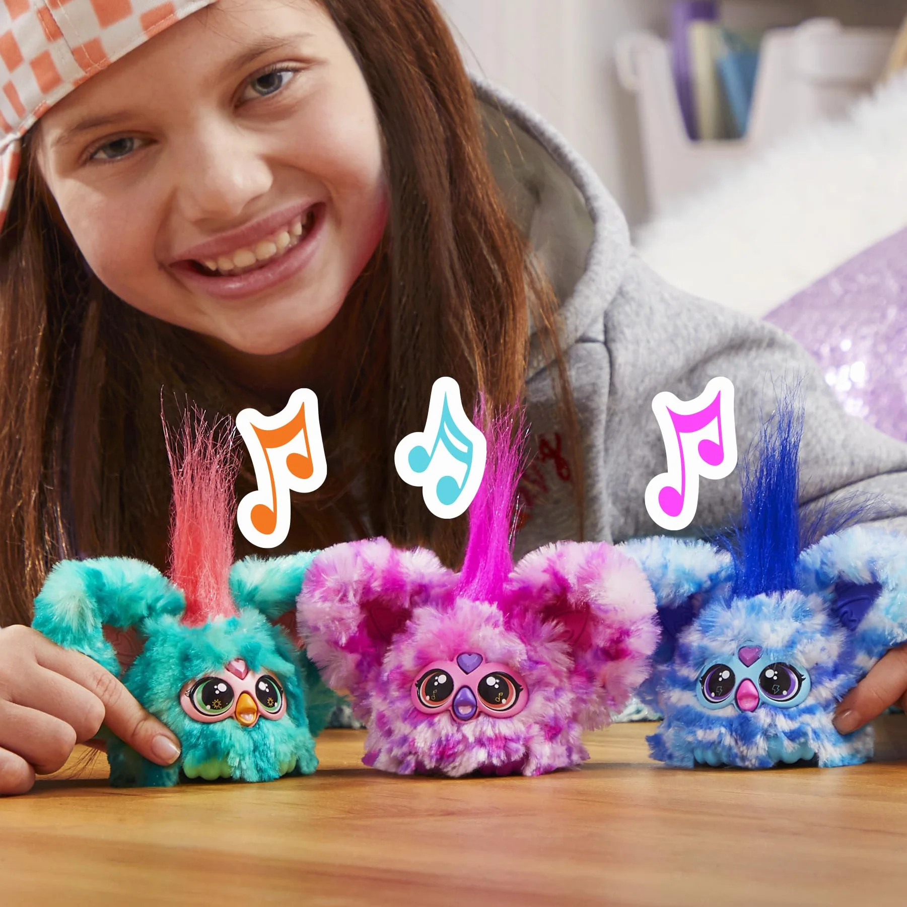 Furby Furblets, Miniamigo Ooh-Koo, Más de 45 Sonidos, Música Rock y Frases en Furbish, Peluche electrónico para niños y niñas a Partir de 6 años, Azul y Blanco