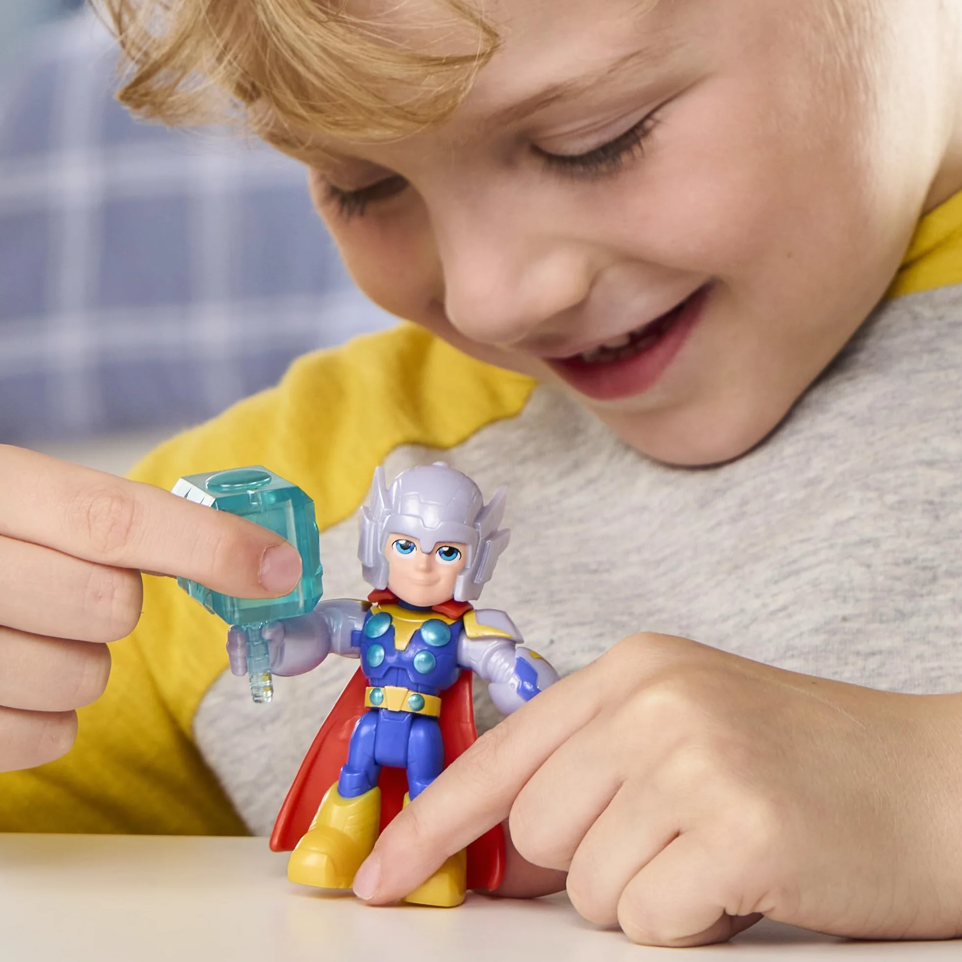 Marvel Iron Man and His Awesome Friends, Figura de acción de Thor