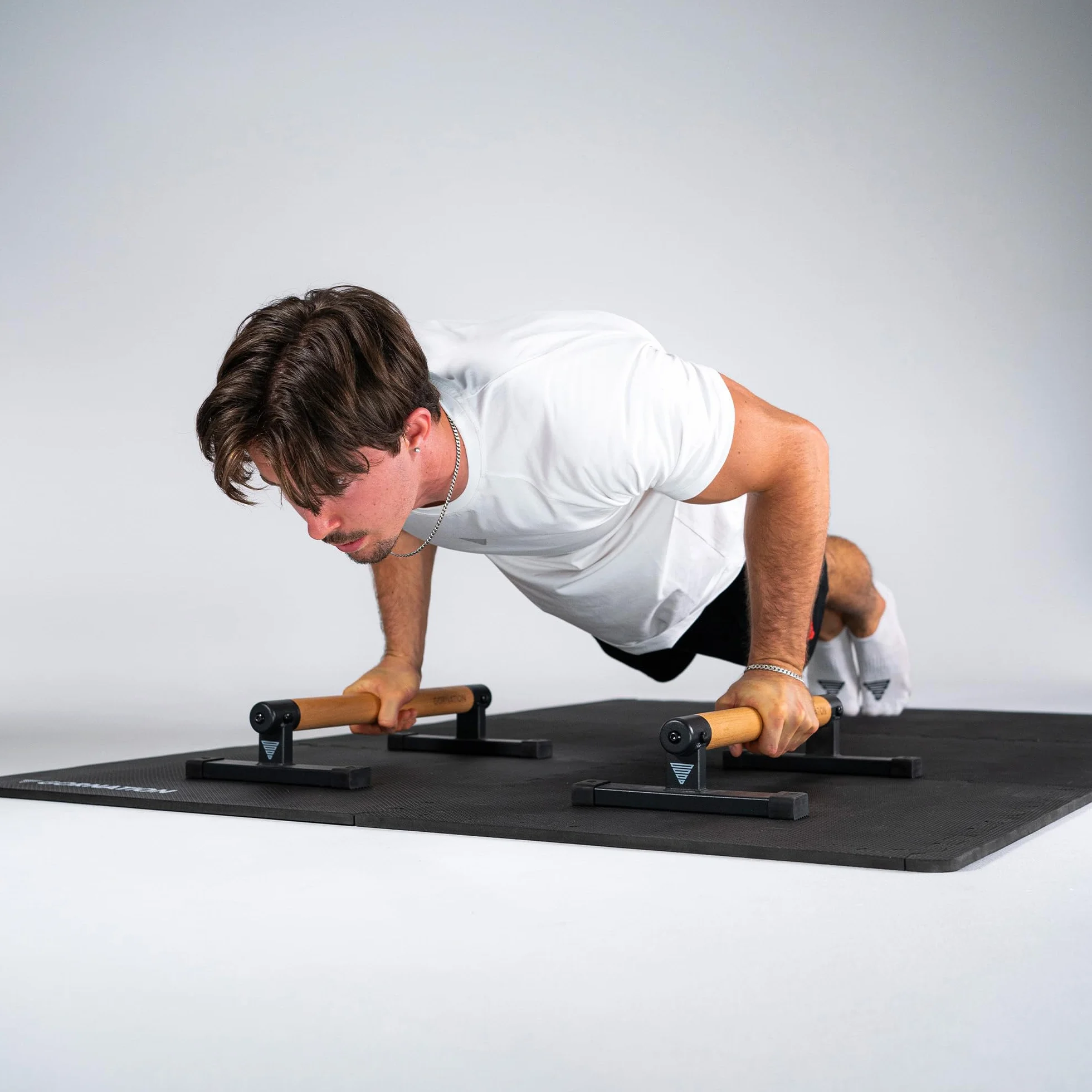 GORNATION Esterilla protectora de suelo antideslizante para fitness, alfombrilla de goma diseño rompecabezas para gimnasio en casa