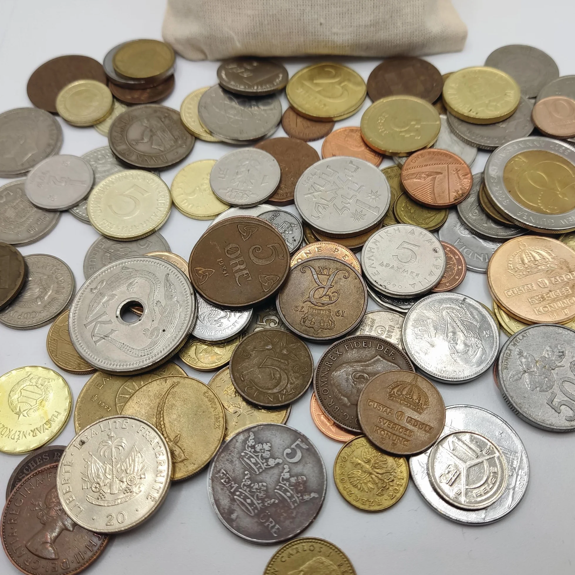 Colección de Monedas del Mundo Auténticas de 5 Continentes y Tres Siglos (XIX, XX y XXI) con Certificado de Autenticidad