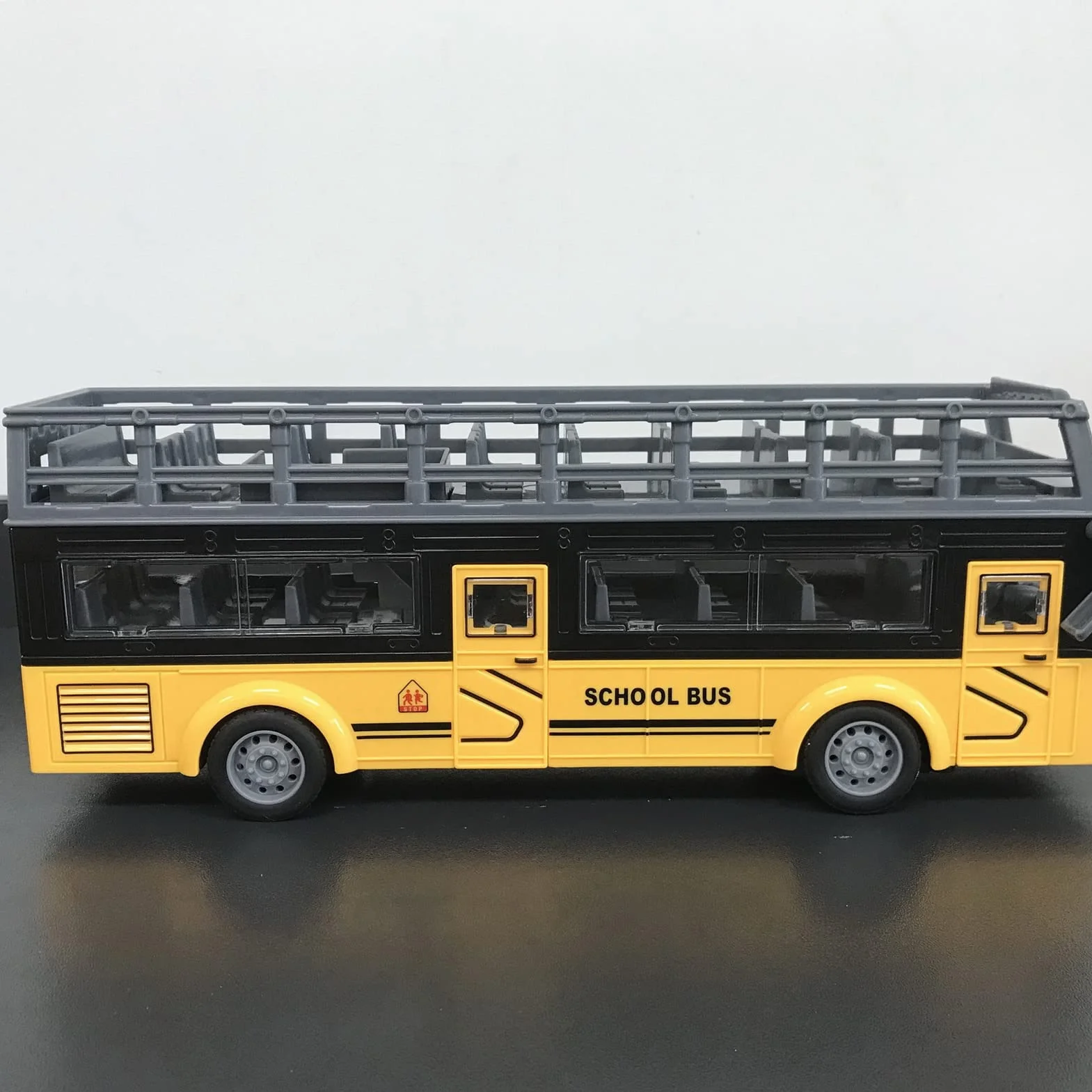 Autobús de Control Remoto, 4 Canales Electrónicos, Puertas de Apertura, Función de Aceleración, Autobús RC de Dos Pisos para Niños de 3 Años en Adelante (Autobús Escolar QH204 7)