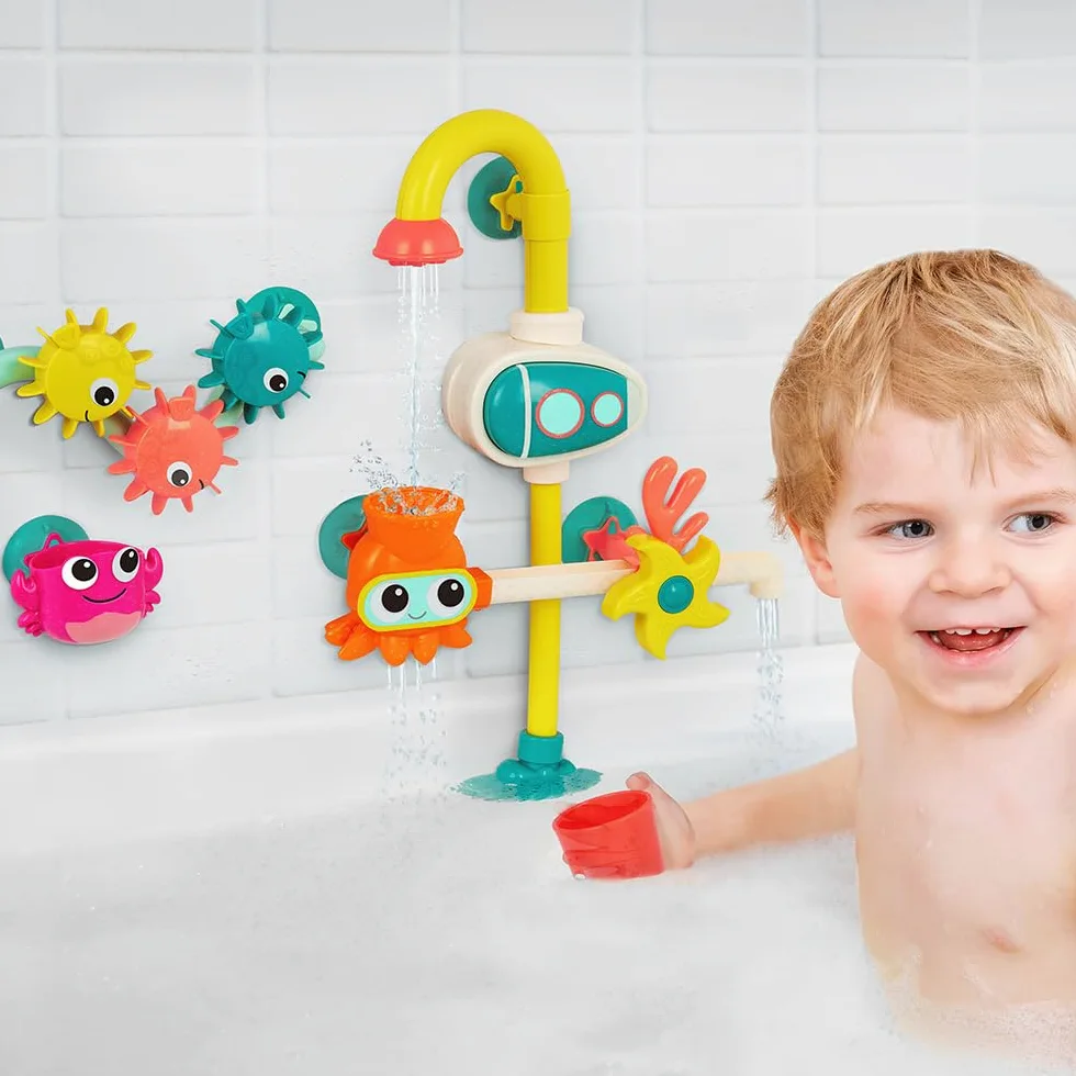 B. toys - Juguete Bomba de Baño - Juego acuático Submarino - 2 Modos de Bombeo (batería + Manual) - Taza de Goteo, hileras y Engranajes - 10 Meses +