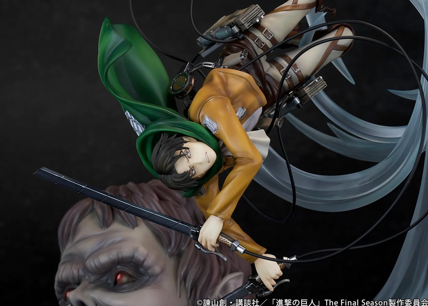 Proof Levi vs Beast Titan Ver. Fig. 27,5 cm Attack on Titan