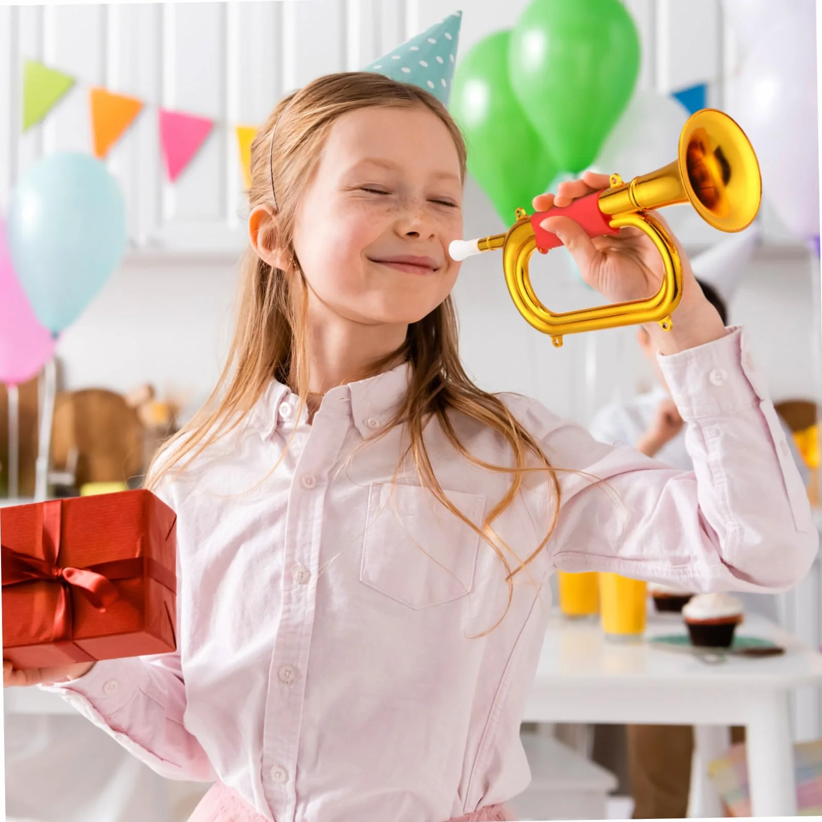 UKCOCO Trompetas De Plástico: Cornetas 13 Pulgadas Juguetes Musicales para Niños Herramienta Musical Educación Temprana Accesorio para Presentaciones En Escenarios De Fiestas.