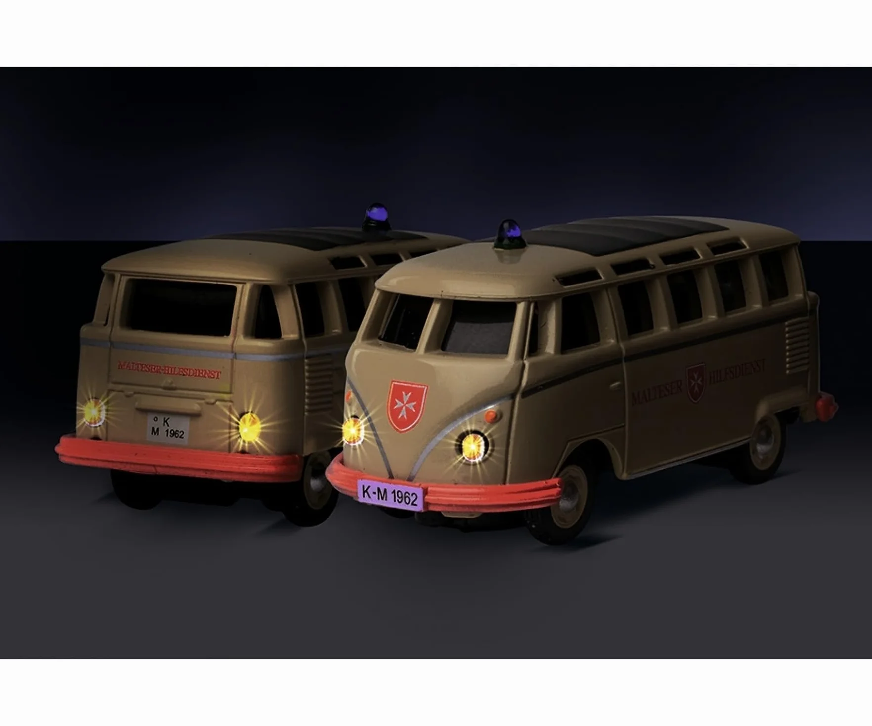 Carson 500504152 1:87 VW T1 Police+ Maltese Combo 2,4GHz LCD - modelo listo para conducir, mando a distancia de 2,4 GHz con conexión de carga, incl. 4 pilas AAAA de emisor, con iluminación LED, manual