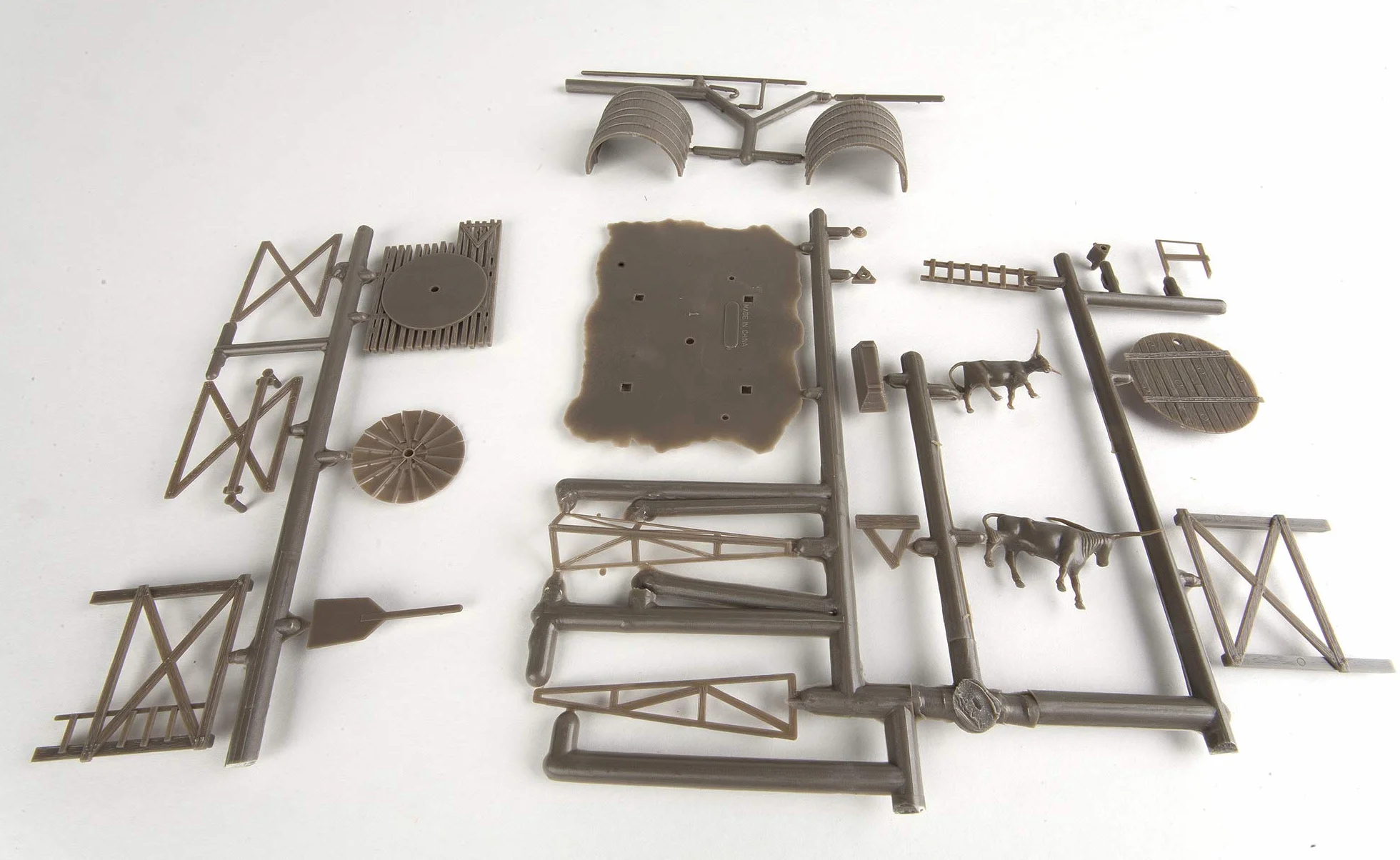 Life Like Escala H0 Kit construcción pequeño Granja con Figuras