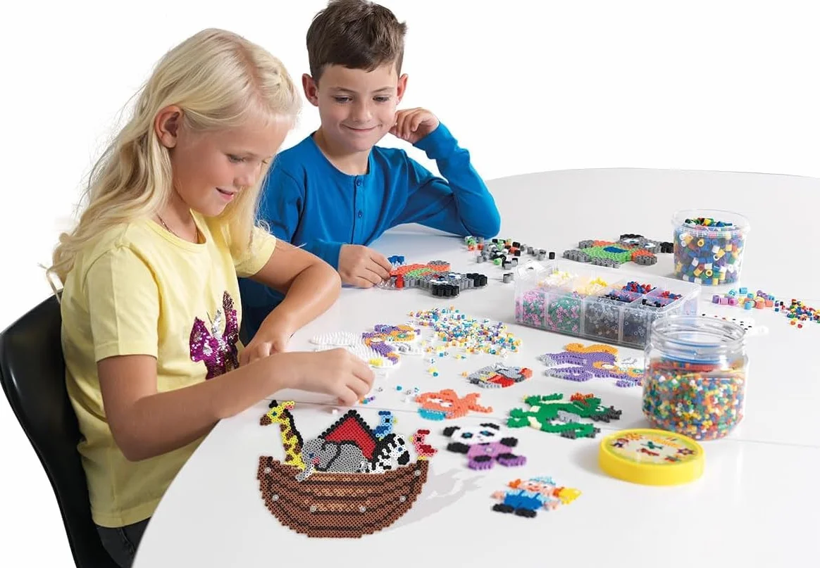 Hama Cuentas para planchar | 7 bolsas de 1000 cuentas: colores n.º 207-01, 03, 05, 09, 10, 12, 18 | Mosaik-Deko Art & Manualidades para niños creativos a partir de 5 años
