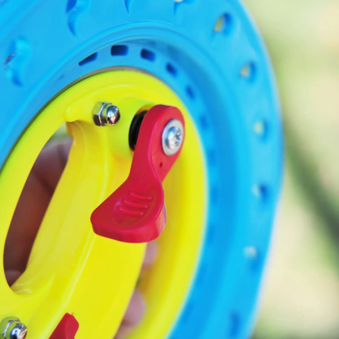 Enrollador de línea para Cometas, Rueda de Agarre para niños y Adultos, Bloqueo Seguro, ergonomía Suave, Accesorio Profesional y Duradero (Color: línea de 700 m)