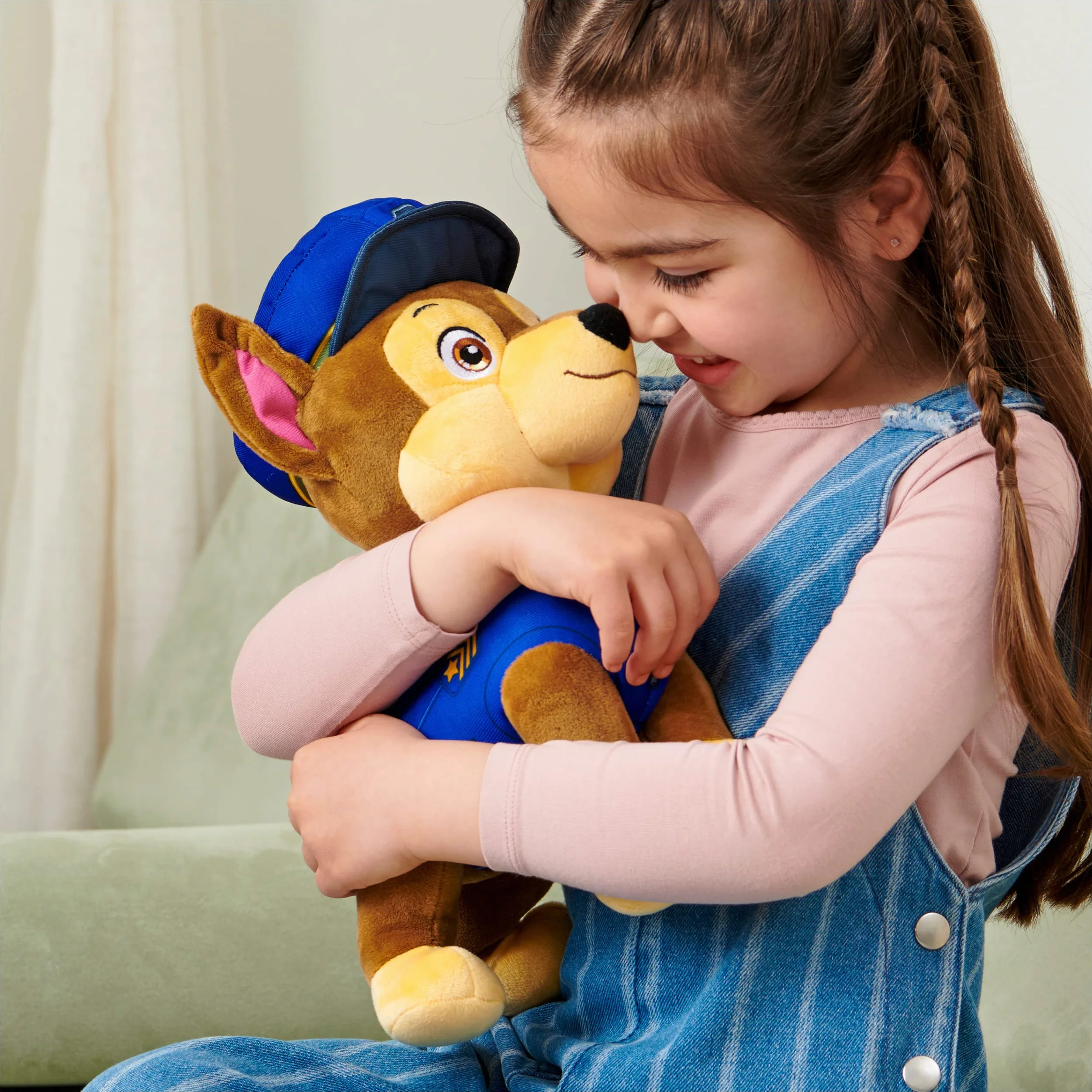 Paw Patrol, Talking Chase - Juguete de Peluche Interactivo de 12 Pulgadas de Alto con Sonidos, Frases y Cola meneando, Animales de Peluche, Juguetes para niños a Partir de 3 años
