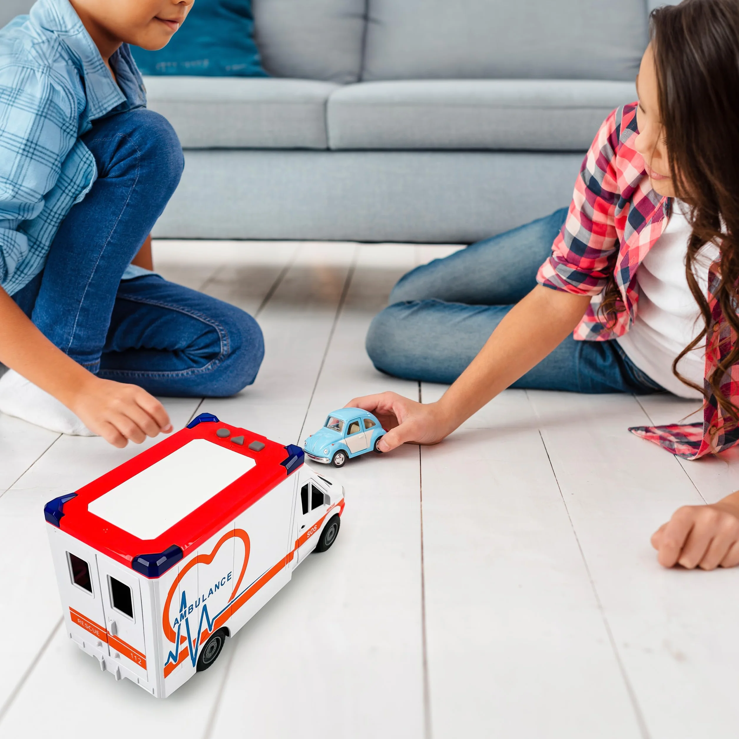 CELMAN Juguete de ambulancia, ambulancia ambulancia con camilla, portón trasero para abrir, luz y sonido, coche de juguete grande para niños a partir de 3, 4, 5, 6, 7, 8 años