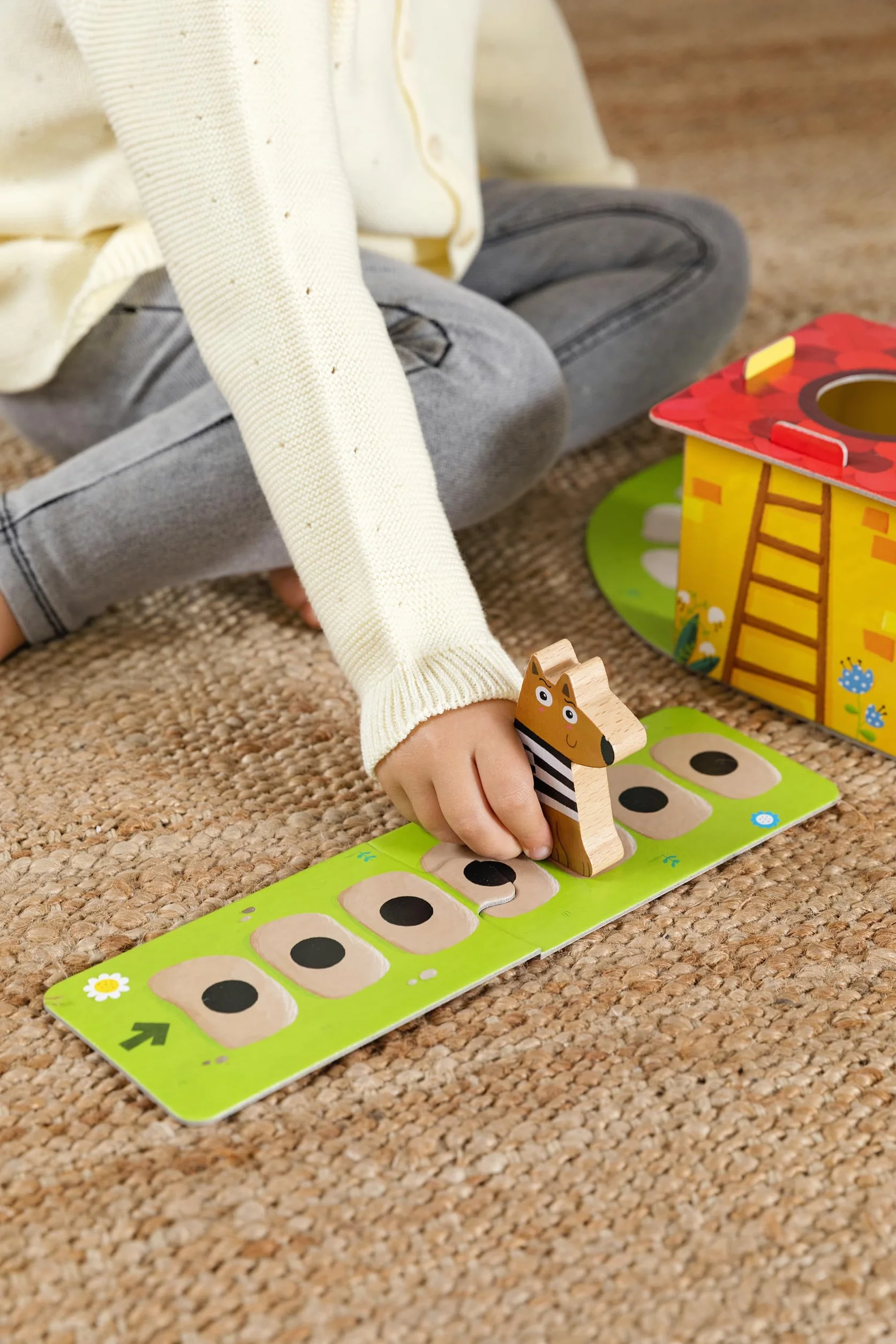 Goula Los 3 Cerditos Juego de Mesa Educativo Preescolar para Niños a Partir de 2 Años con Piezas de Madera y Tablero Puzle