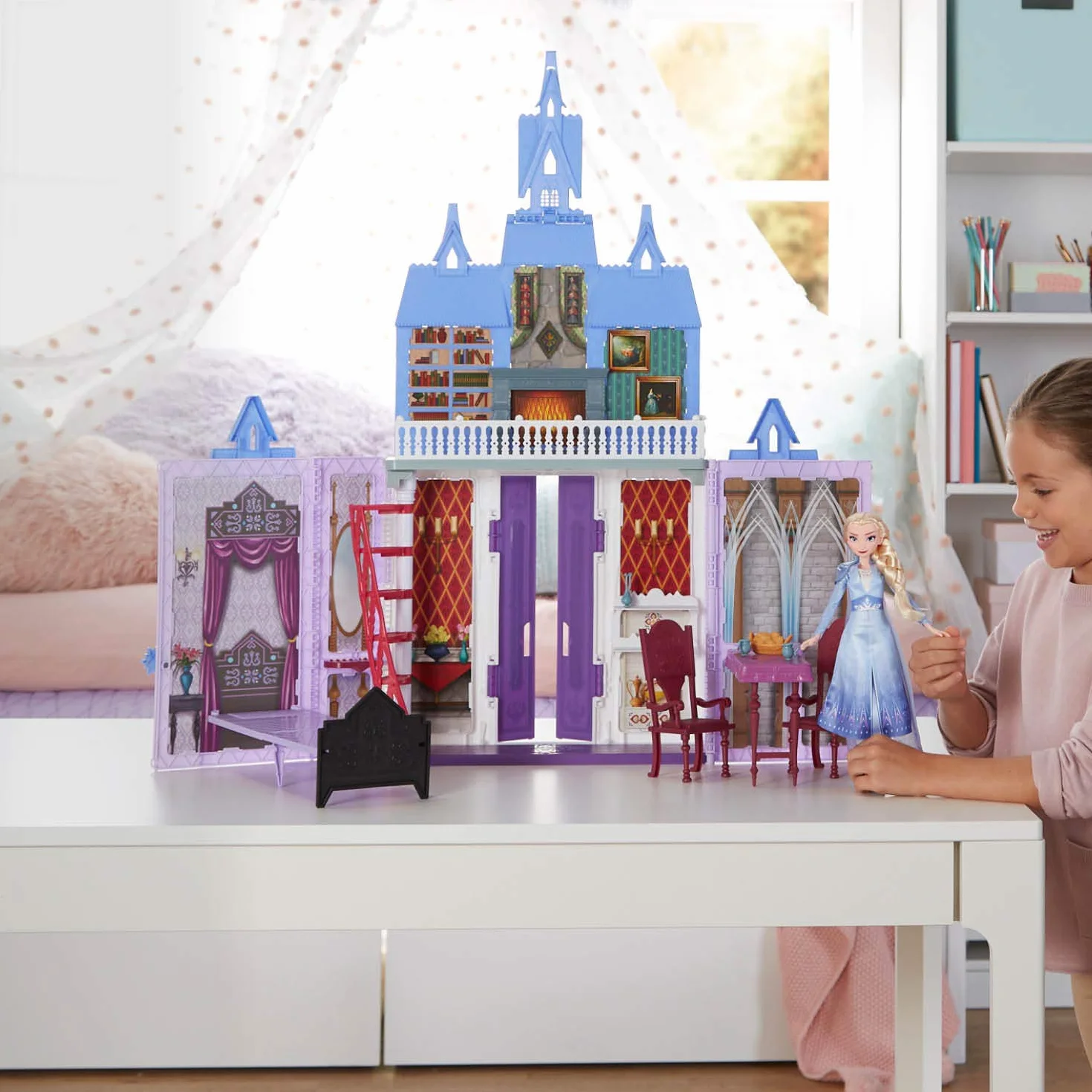 Disney Frozen - Castillo de Arendelle portátil - Juguete Inspirado en Frozen 2 de Disney - para niños y niñas de 3 años en adelante