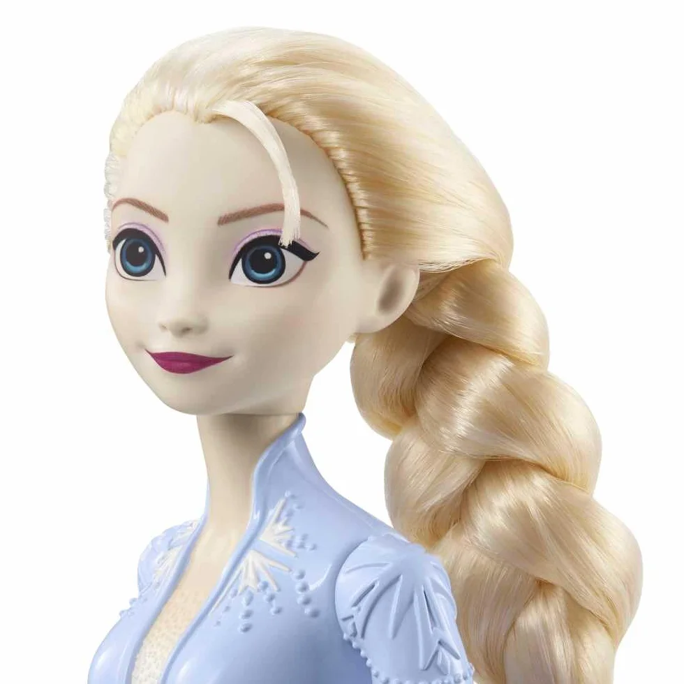 Mattel Disney Frozen 2 Elsa viajera Muñeca con look de viaje, juguete +3 años (HLW48)