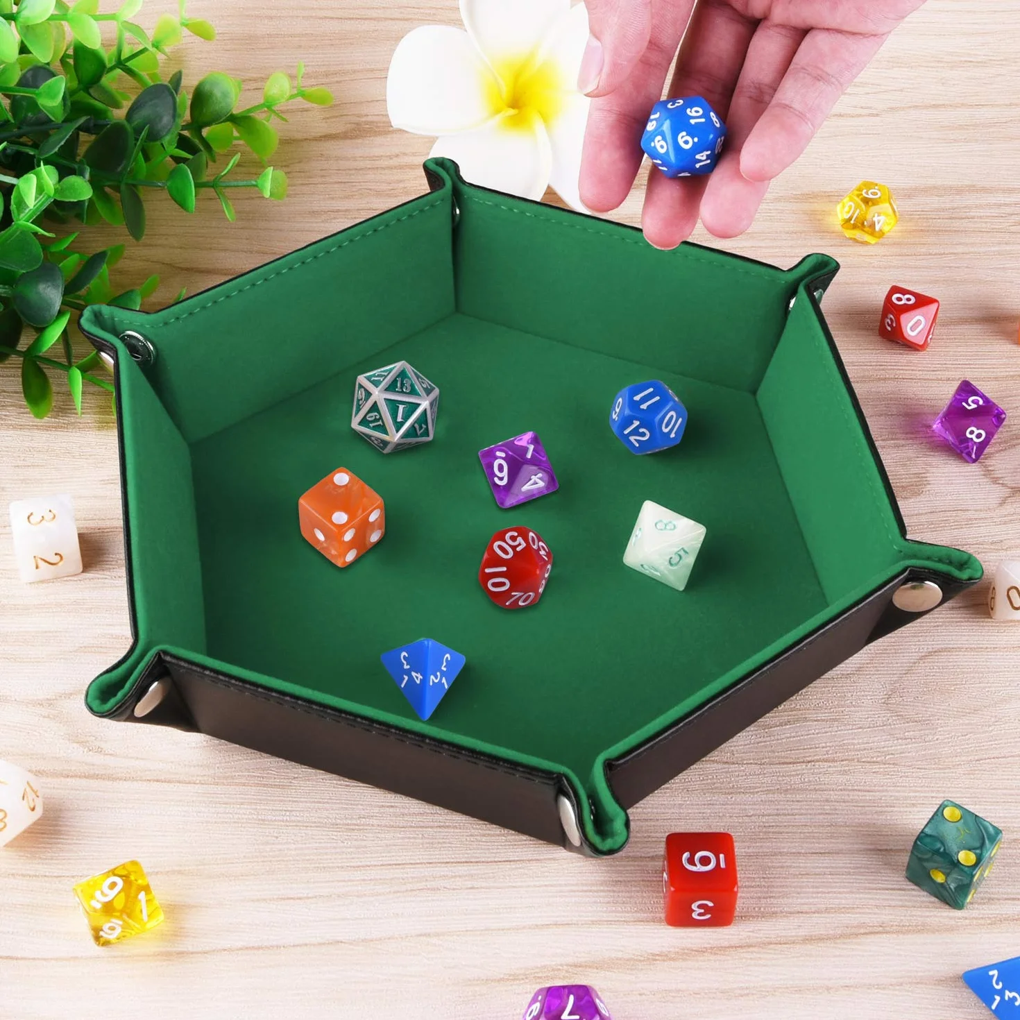 SIQUK Bandeja de Dados de Doble Tablero de Dados, Cuero Plegable de hexágono PU y Soporte de Dados de Terciopelo Verde Oscuro para Mazmorras y Dragones Juego de Dados D&D y Otros Juegos de Mesa