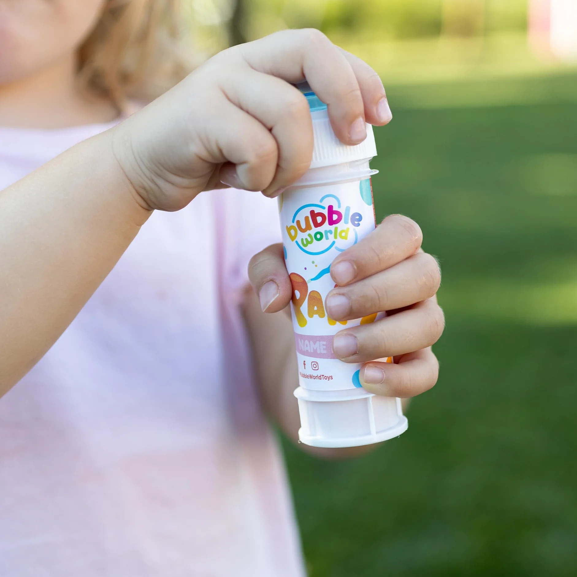 Bubble World Party Pack - 12 tubos 60 ml burbujas de jabón, a partir de 3 años