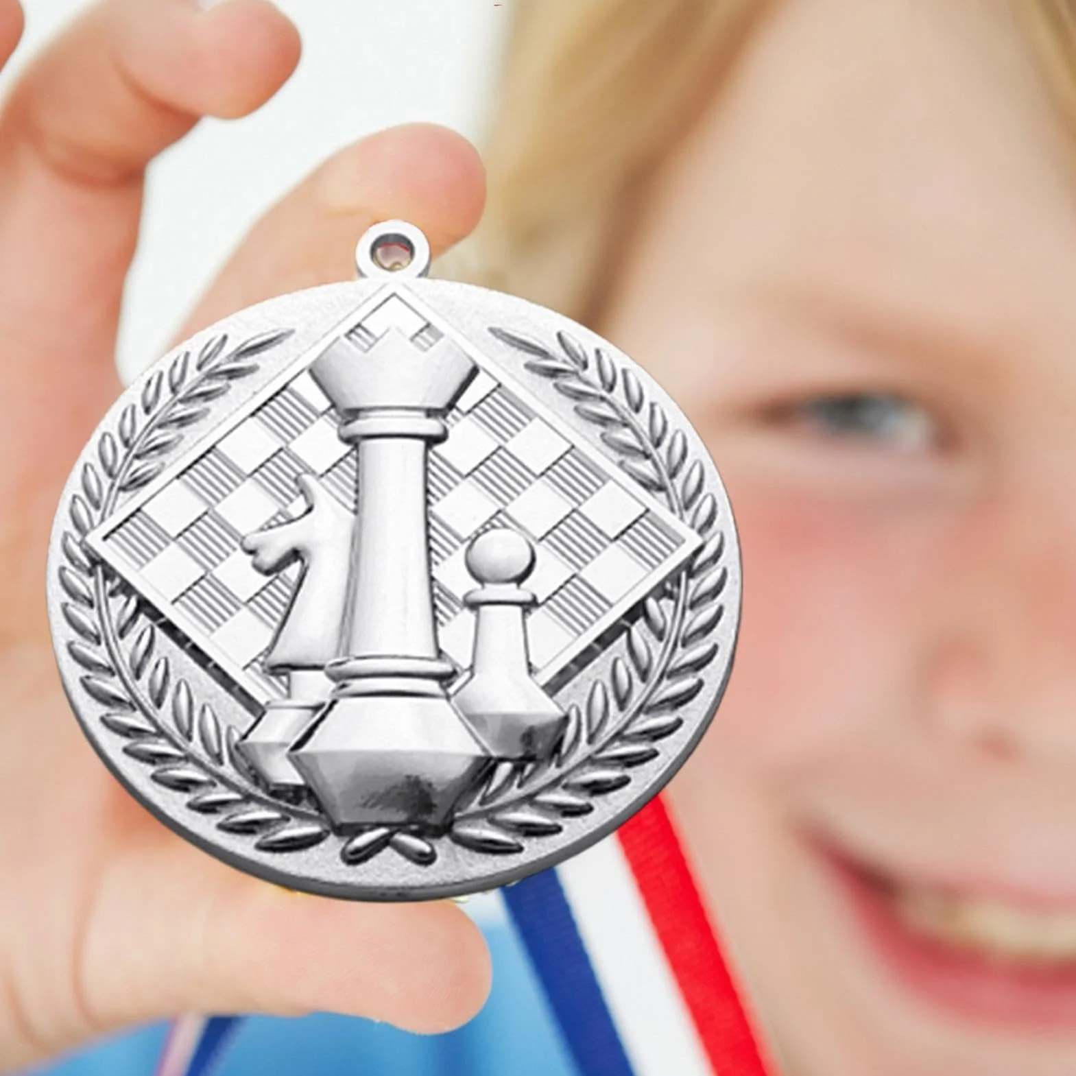 Medallas de ajedrez en relieve de oro y plata de bronce para niños y adolescentes