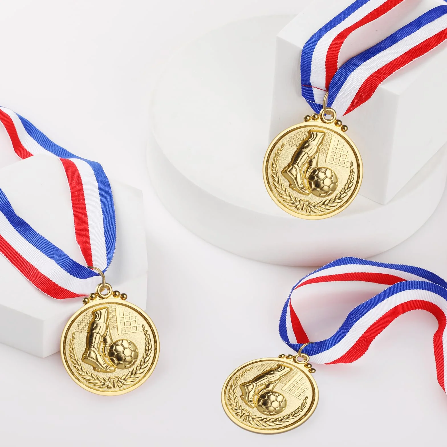 GeeRic 12 Piezas Medallas Niños Metal Futbol con Cintas Dorado Estilo Olímpico