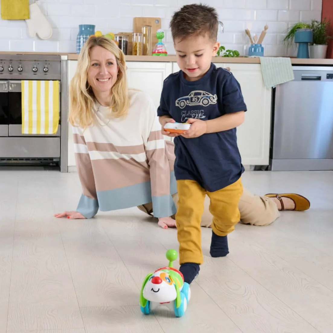 Chicco DogremiRadio Control Parlante, Juguete Teledirigido de Perro, Enseña Música y Sonidos, Mascota Radiocontrol para Niños de 18 Meses hasta 4 años