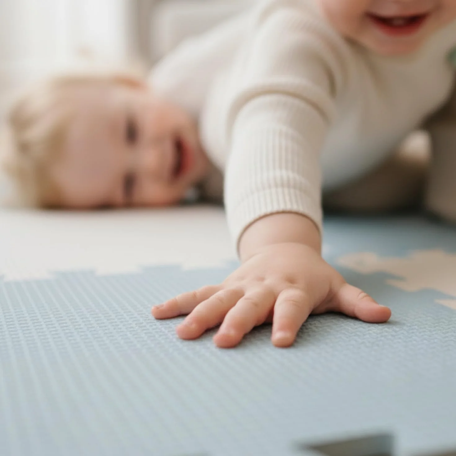 LittleTom 36 Piezas Alfombra Bebé desde el Primer Mes - 30x30 Colchoneta Bebé Suelo - Alfombra Puzzle Bebé - Alfombra Bebe Acolchada Plegable Alfombra Infantil Alfombra Puzzle Bebe Alfombra Niños Foam