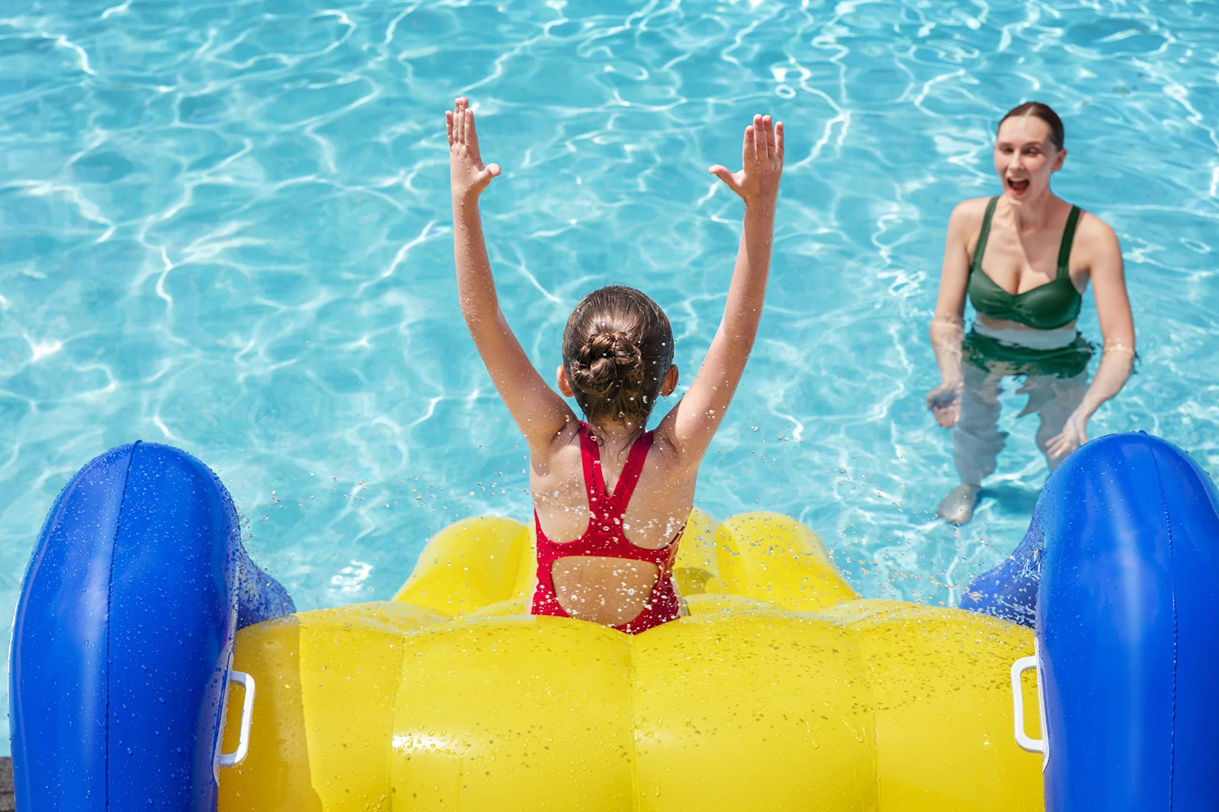 8'1" x 49" x 39"/2.47m x 1.24m x 1.00m Giant Pool Water Slide