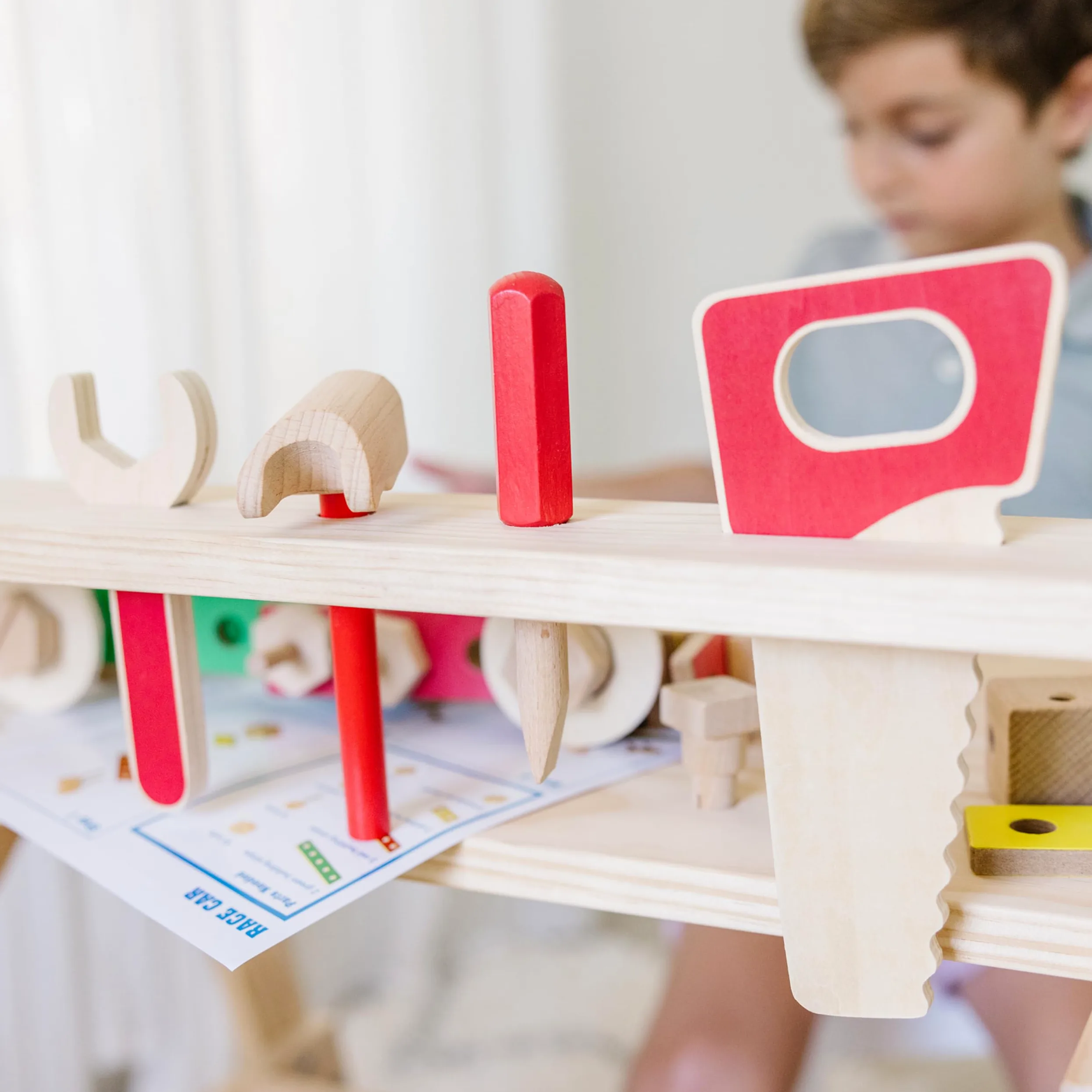 Melissa & Doug Banco de Carpintero de Madera para niños|Juguete Grande de Madera | Juego Creativo Montessori| Juego de imitación |Regalo para niños y niñas de 3 4 5 6 7 8 9 Años