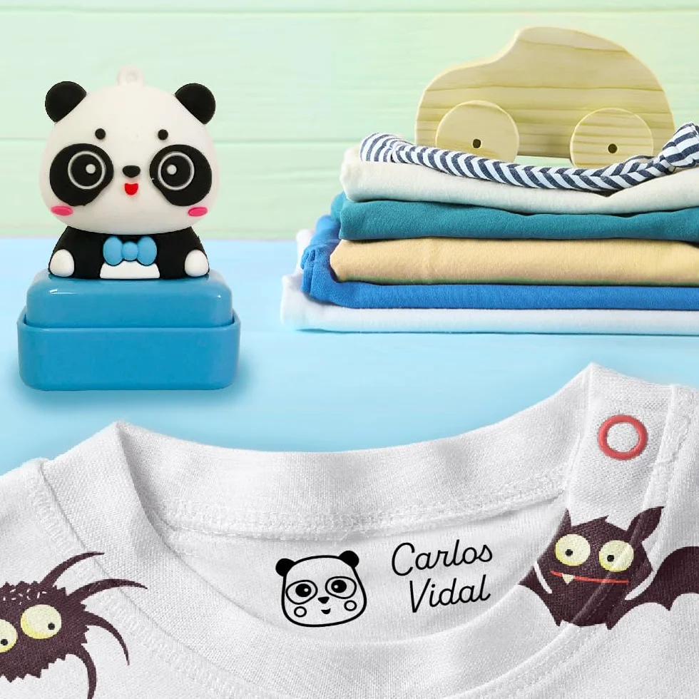 Transparent Gift Sello Personalizado para Ropa Infantil con Nombre Muñecos Animales. Sellos Personalizados Ropa Niños. Sello para Marcar. Tinta Negra Resistente al Agua. Regalos de Vuelta al Cole