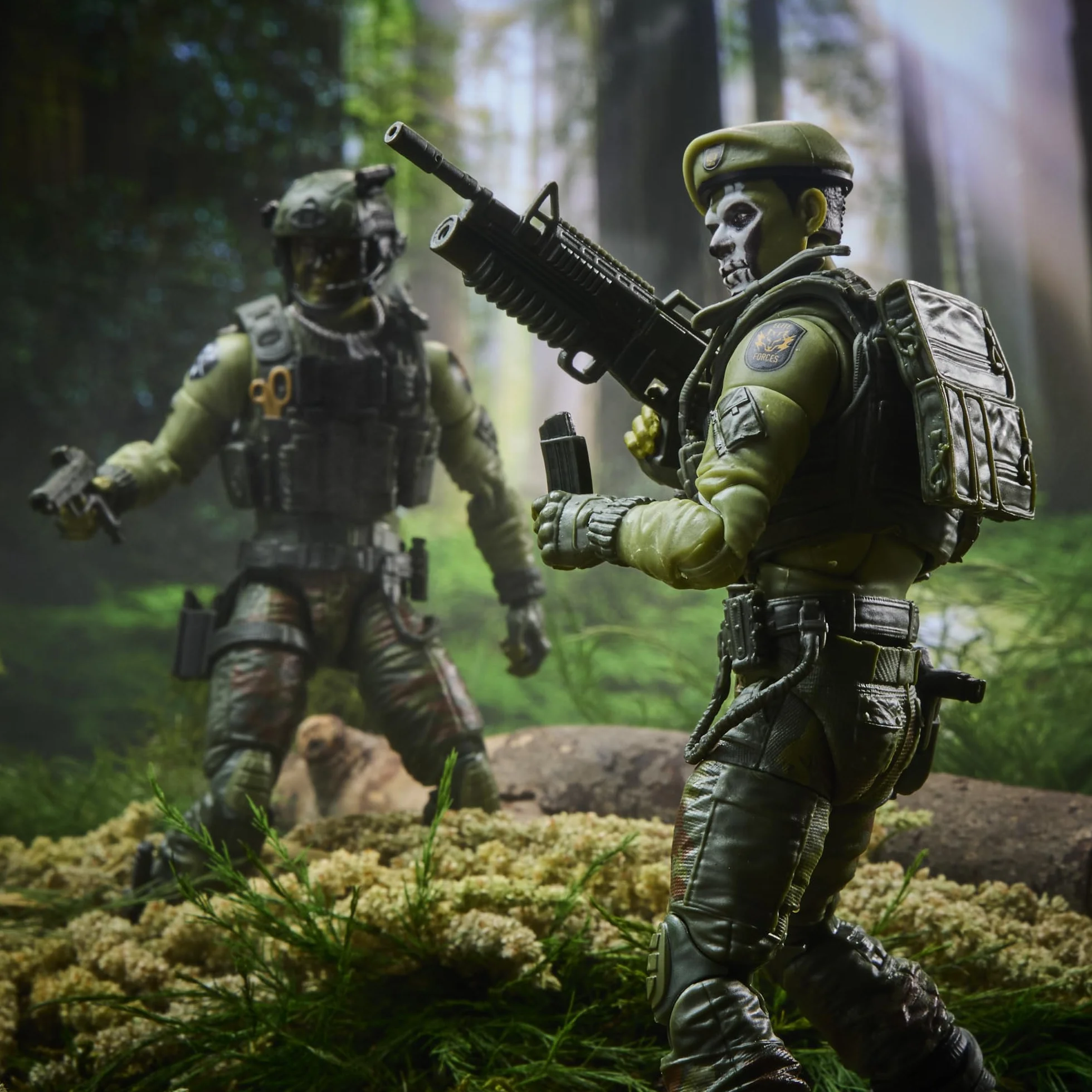 G.I. Joe Classified Series, Legacy Collection, Soldado de acción - Fuerzas Especiales, Set de Figura Coleccionable de 15 cm con 16 Accesorios