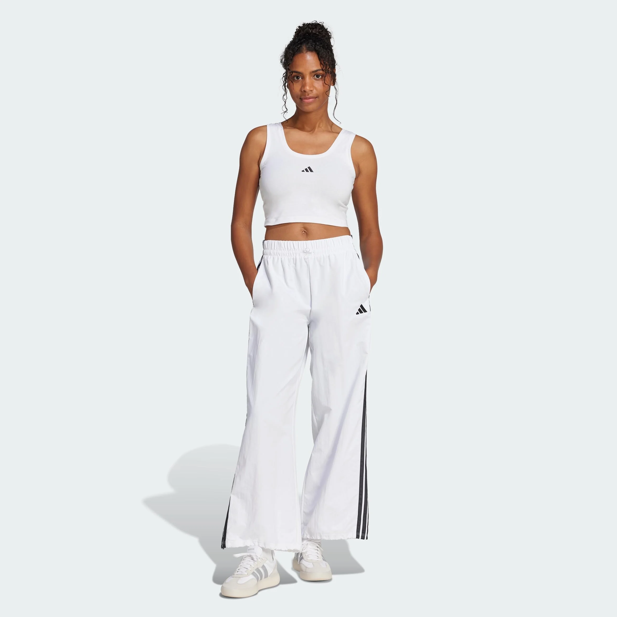 Adidas Women's Camiseta de Tirantes Essentials Small Logo Cotton Lifestyle