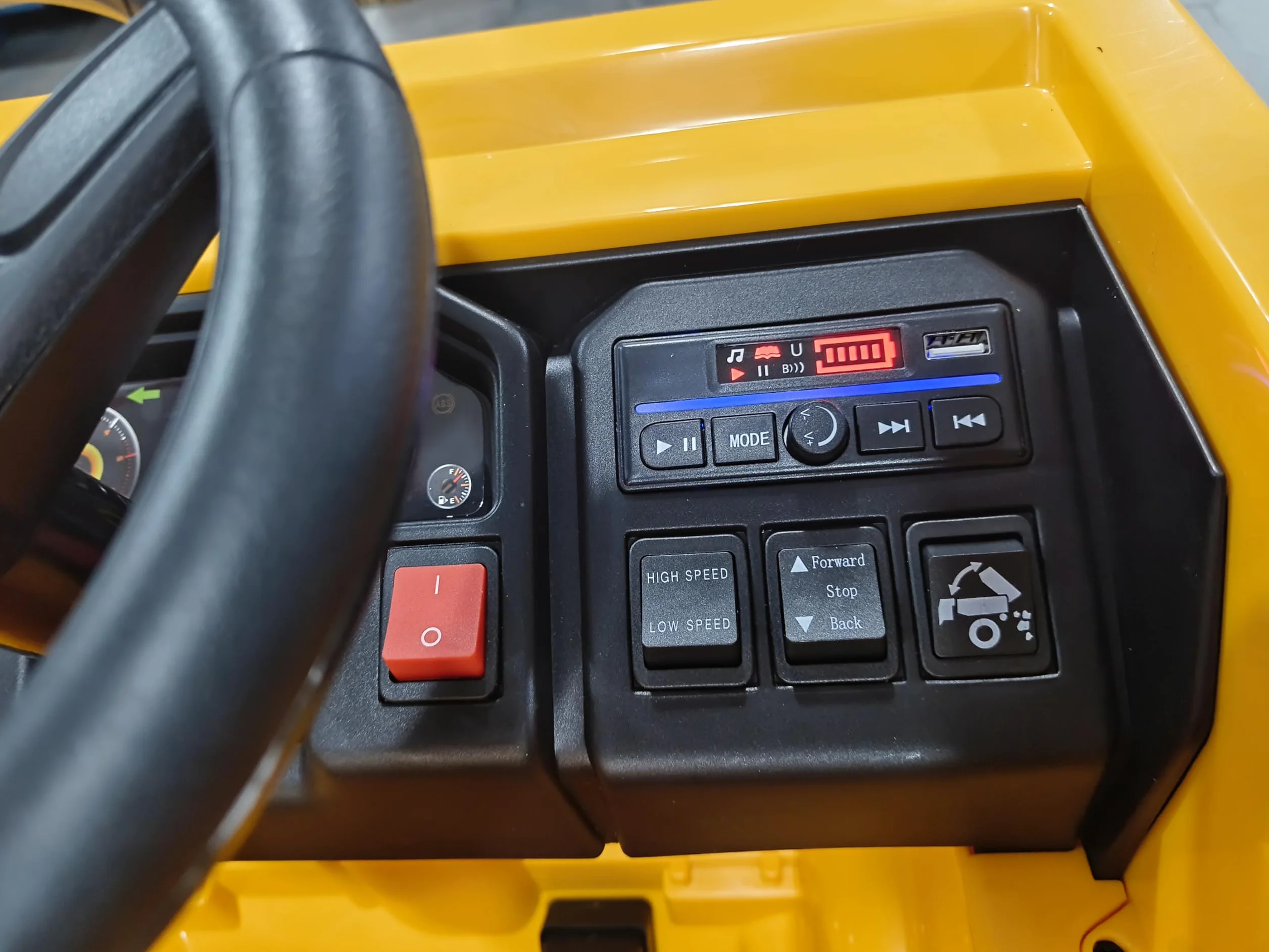 Camión Volquete Eléctrico Infantil 12V ATAA Sand con Mando Remoto | Amarillo – Música, Bluetooth y luces LED