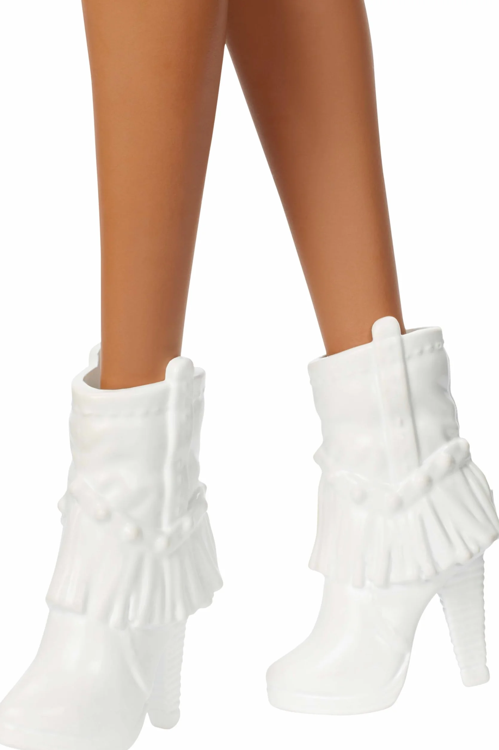 Barbie Fashionistas Muñeca n. 239 con pelo negro y vestido brillante con flecos plateados y accesorios occidentales, como botas y sombrero vaquero blancos, HYT95