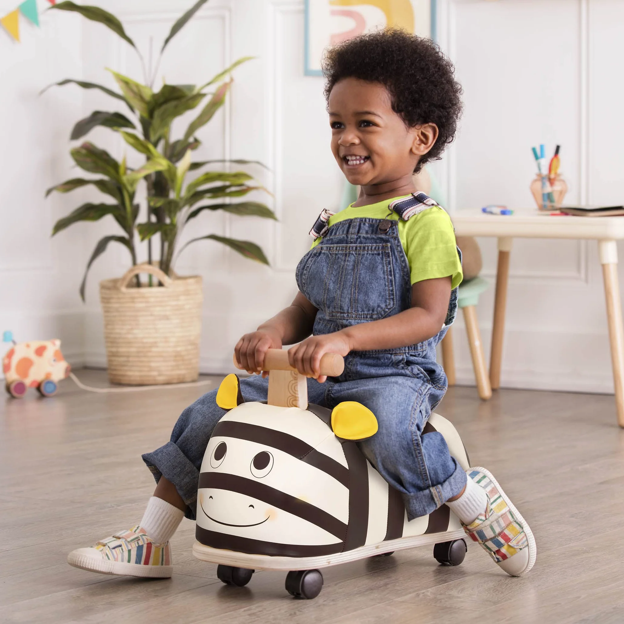 B. toys - Cebra Zippity - Correpasillos Cebra - Juguete correpasillos para niños pequeños - Asiento blando - Juguete de madera - 18 meses+