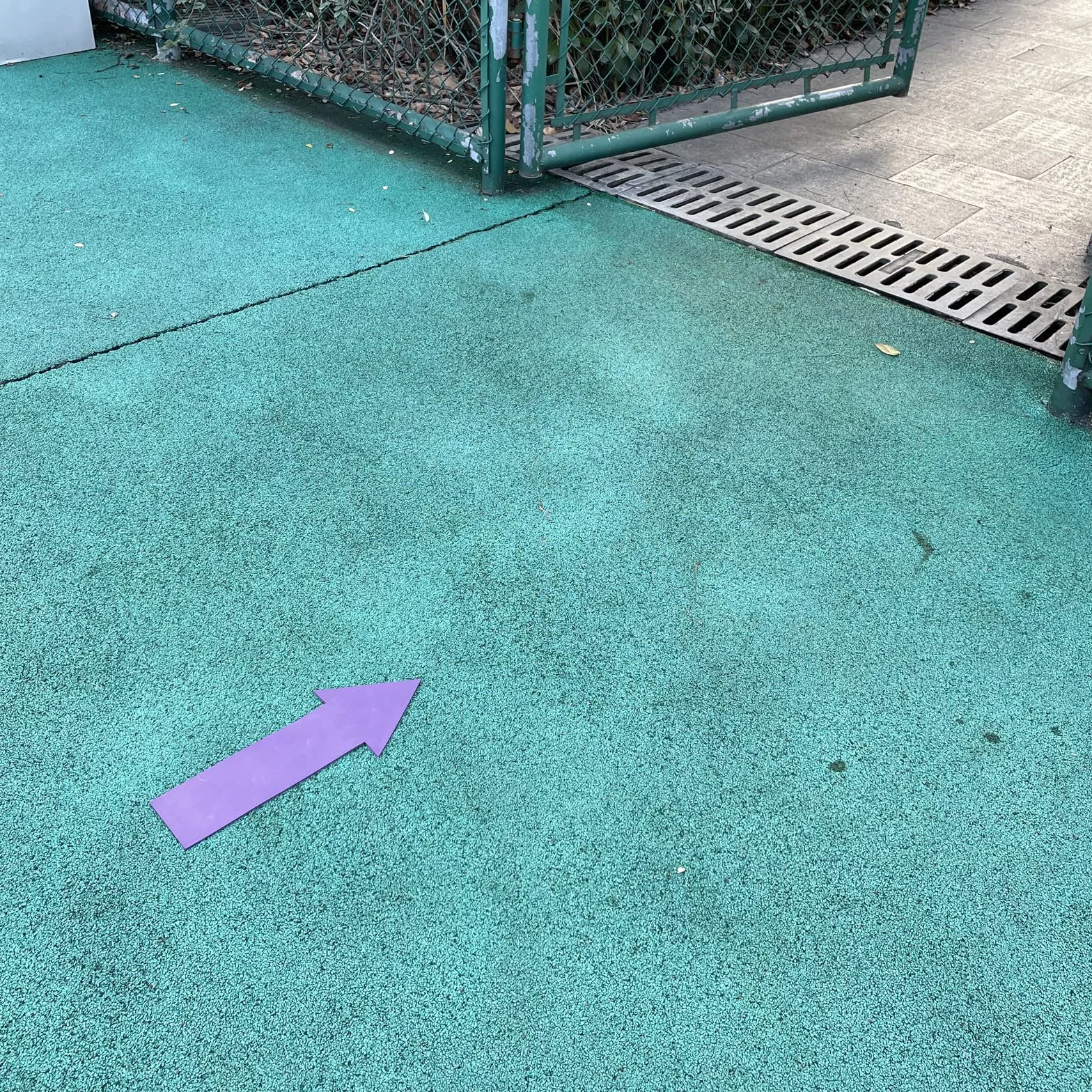 Rotulador plano impermeable con flecha de dirección temporal para suelo alfombra interior aplicación exterior (flecha)