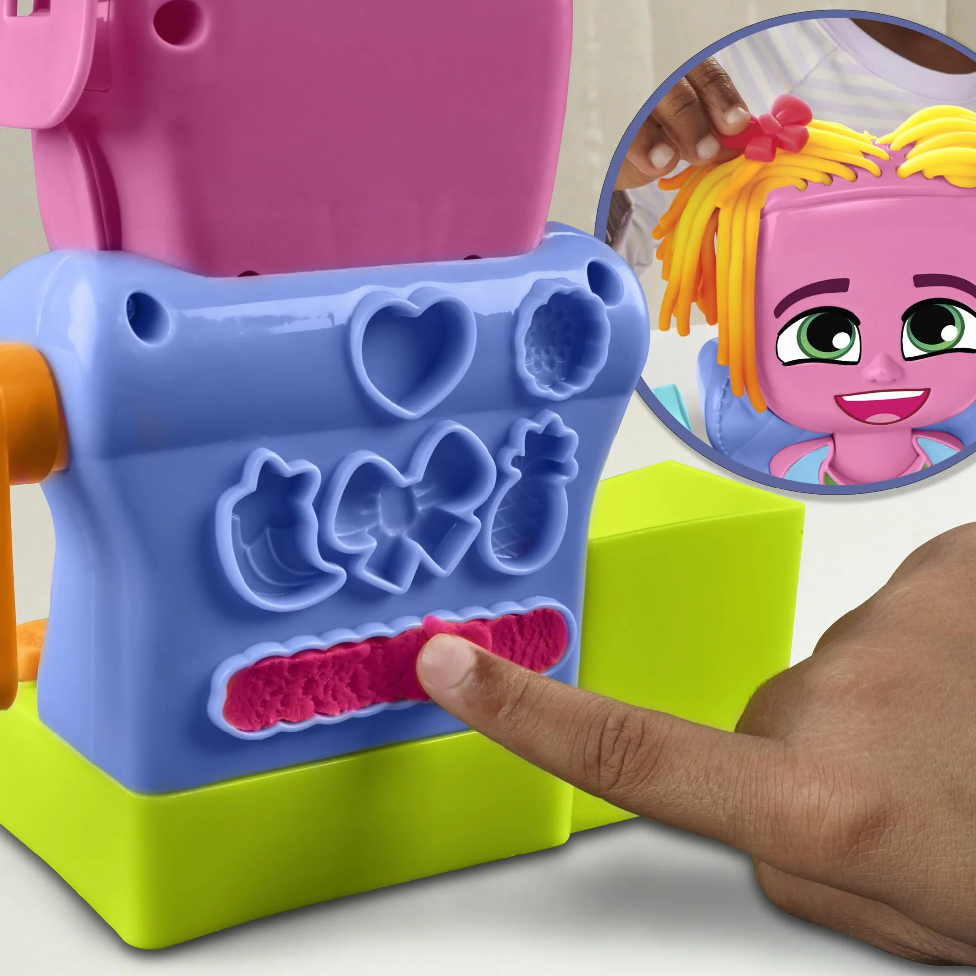 Play-Doh Hasbro Peluquería, Manualidades para Niñas y Niños a Partir de 3 Años, Set con Herramientas y 6 Botes de Plastilina de Colores, Regalo Creativo
