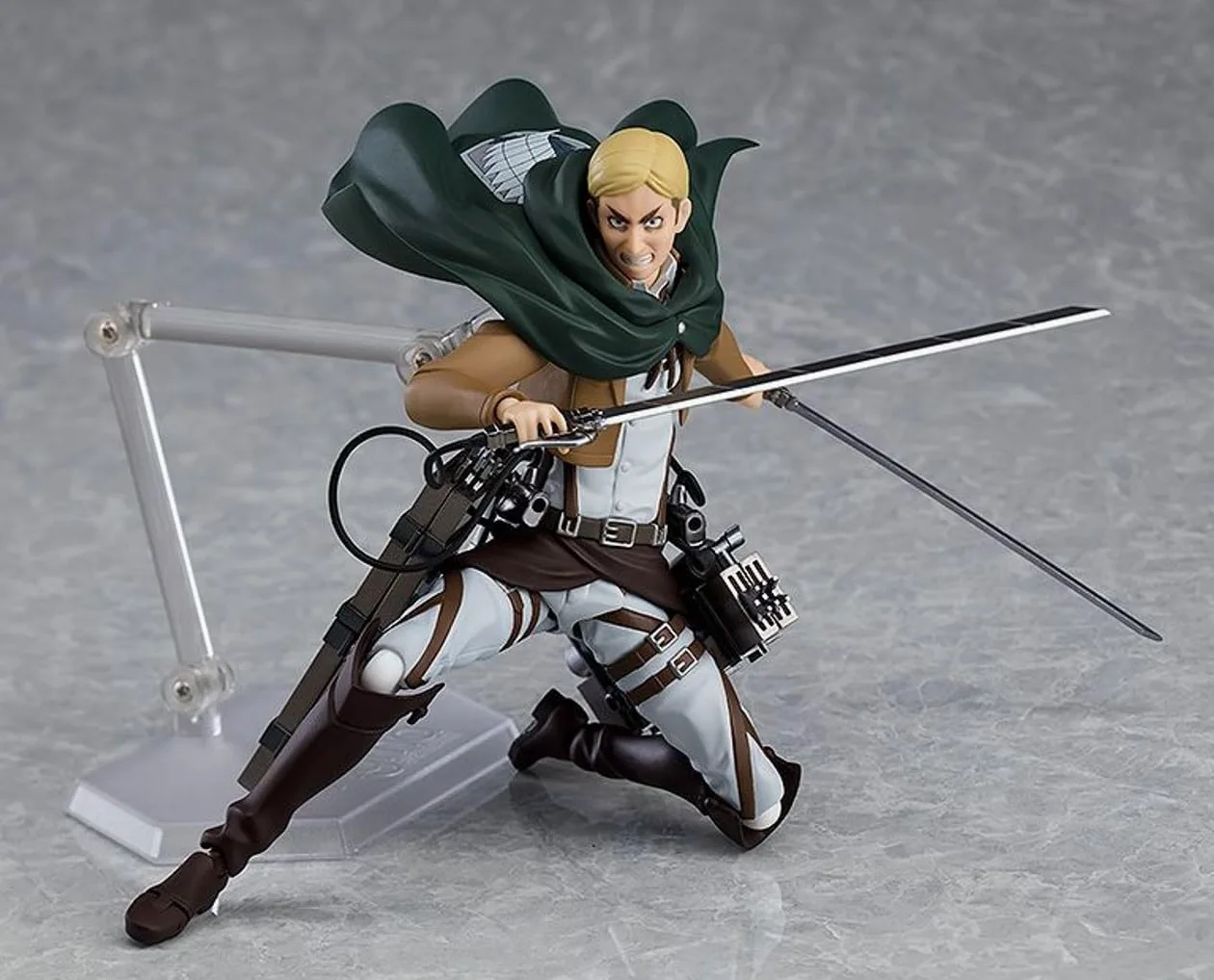 Erwin Smith Figura 15 cm Attack on Titan figma