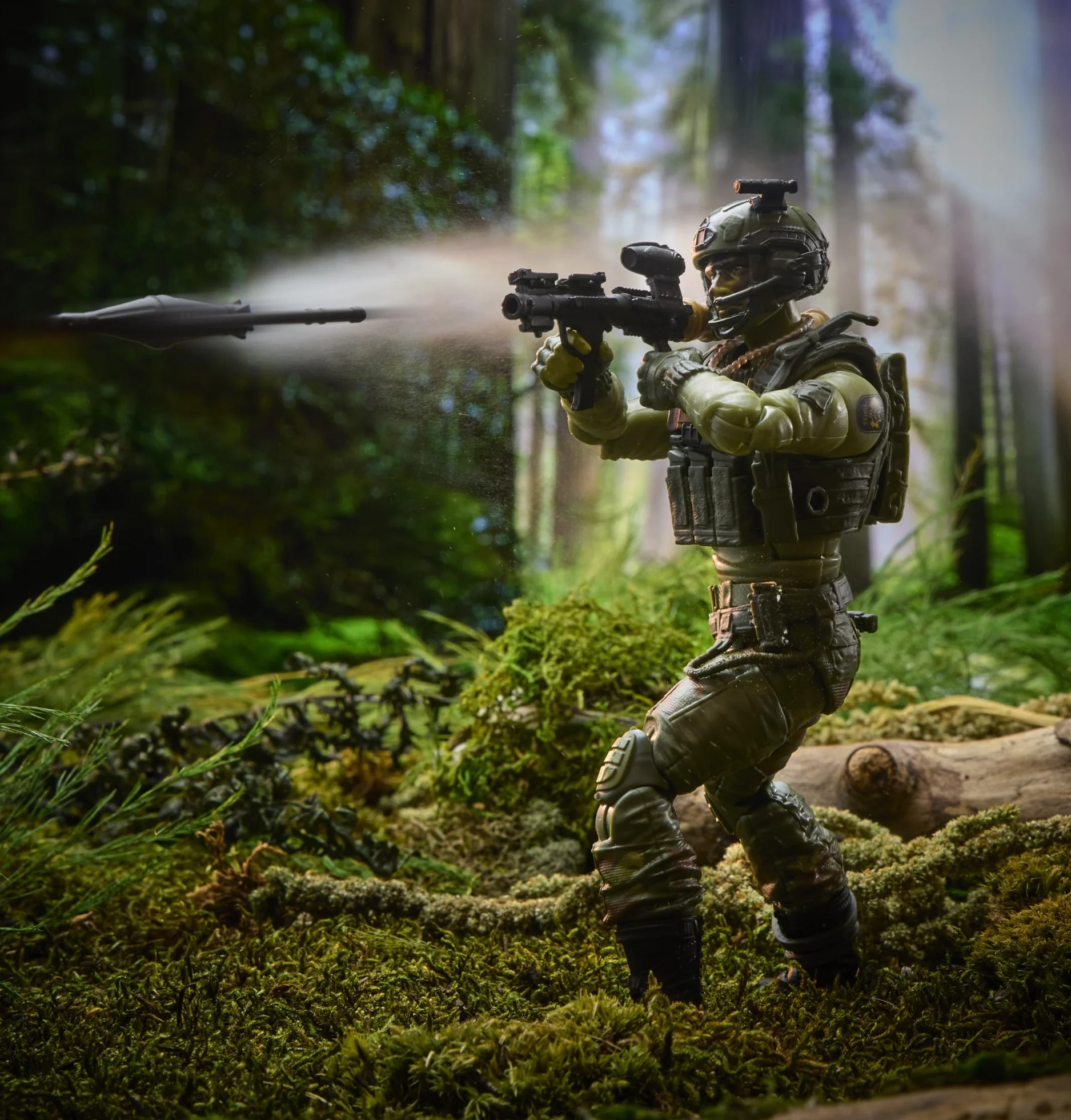 G.I. Joe Classified Series, Legacy Collection, Soldado de acción - Fuerzas Especiales, Set de Figura Coleccionable de 15 cm con 16 Accesorios