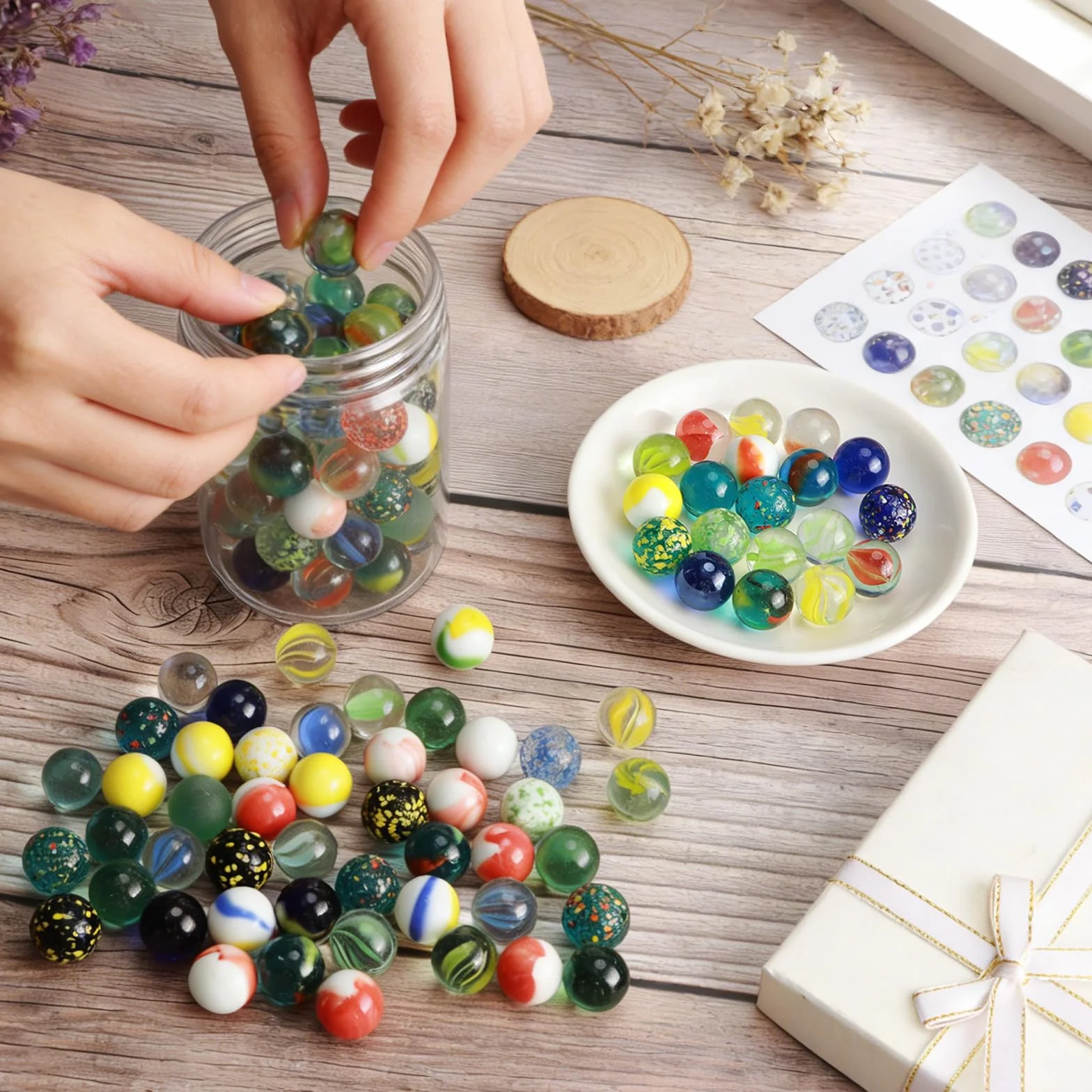 JSMTKJ 100 Canicas de Cristal Pequeñas, Juego de Canicas, pequeñas canicas de Cristal 16 mm Coloridas para Máquina de Juegos, Decoración de Plantas, Pista de Canicas