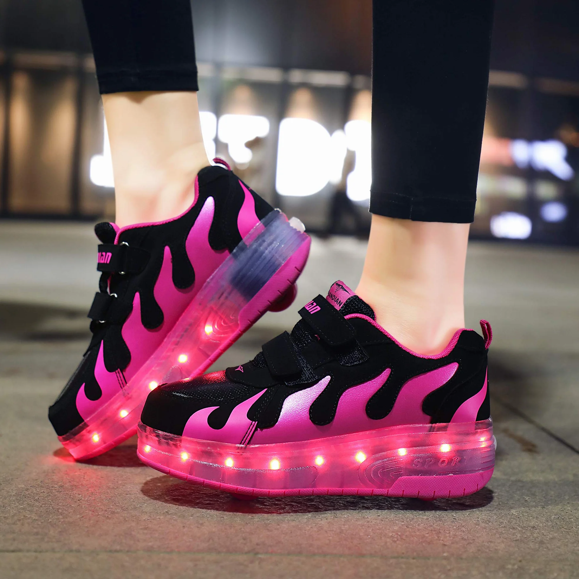 Axcer LED Skateboarding Zapatos con Ruedas Dobles para Niños Niña Calzado Deportes Exterior