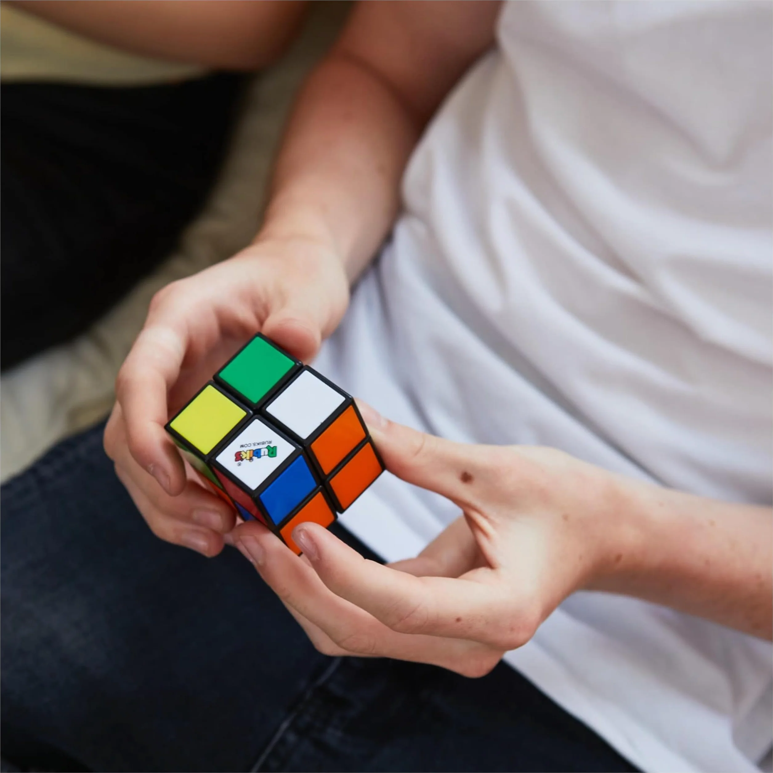 Rubiks - Pack Duo Cubo Rubik - Juego de Rompecabezas 3x3 y versión Mini 2x2 - Cubo Mágico para Desafiar la Mente - Juguetes Niños 8 Años +
