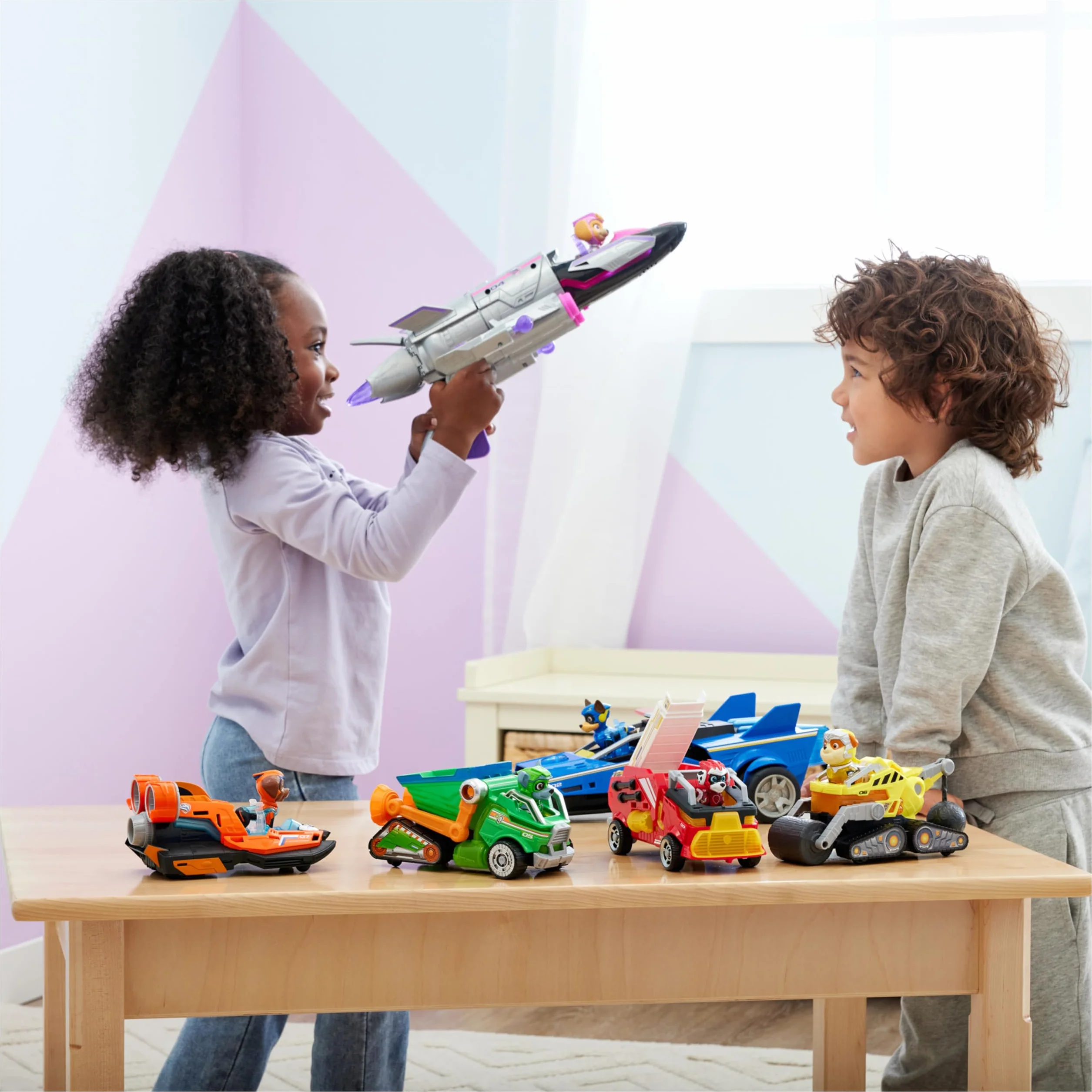 Paw Patrol Patrulla Canina Figura Chase Coche Juguete Luces Sonidos Superpelícula 3 Años+