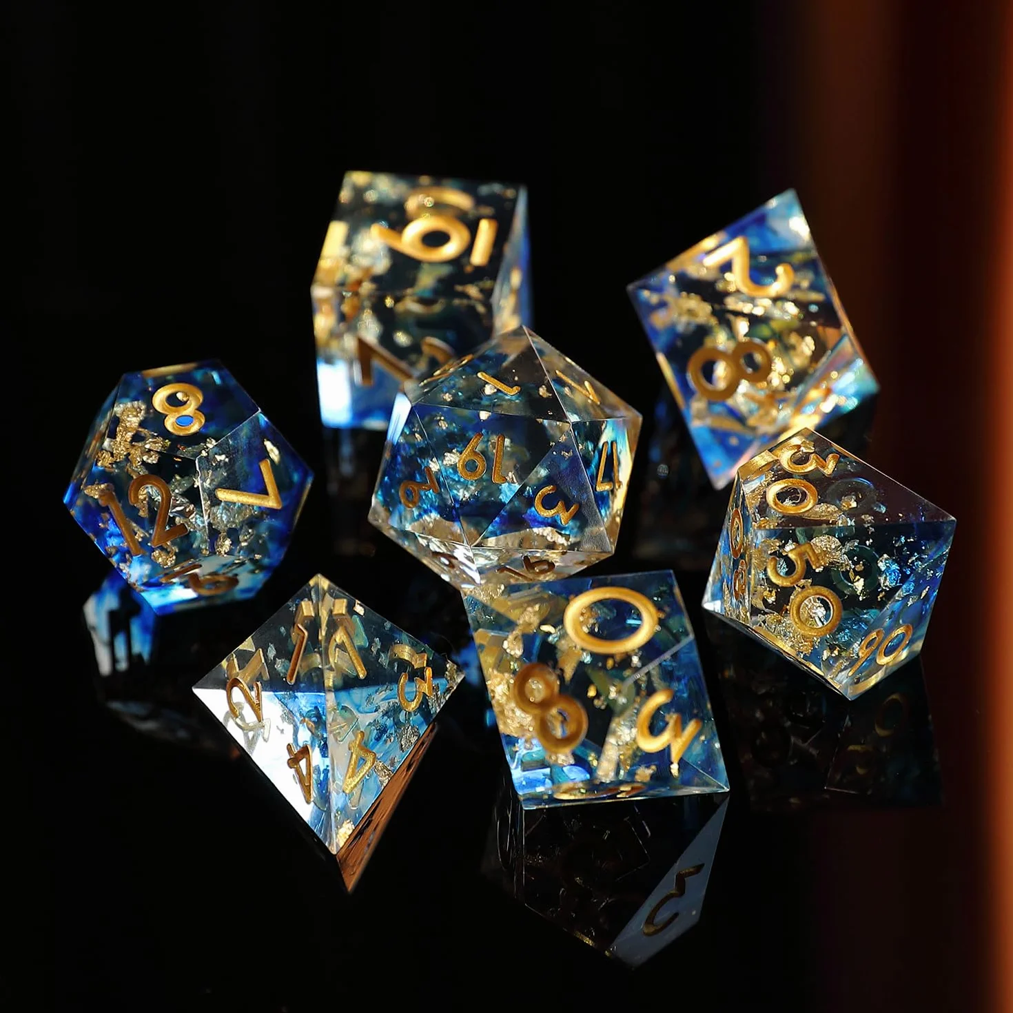 Juego Dados DND 7 Piezas D4 D6 D8 D10 D12 D20 D% Poliédrico Hecho a Mano Resina con Bordes Afilados Dados D&D para Mazmorras y Dragones Pathfinder Roll Juegos de Mesa RPG MTG con Caja Regalo