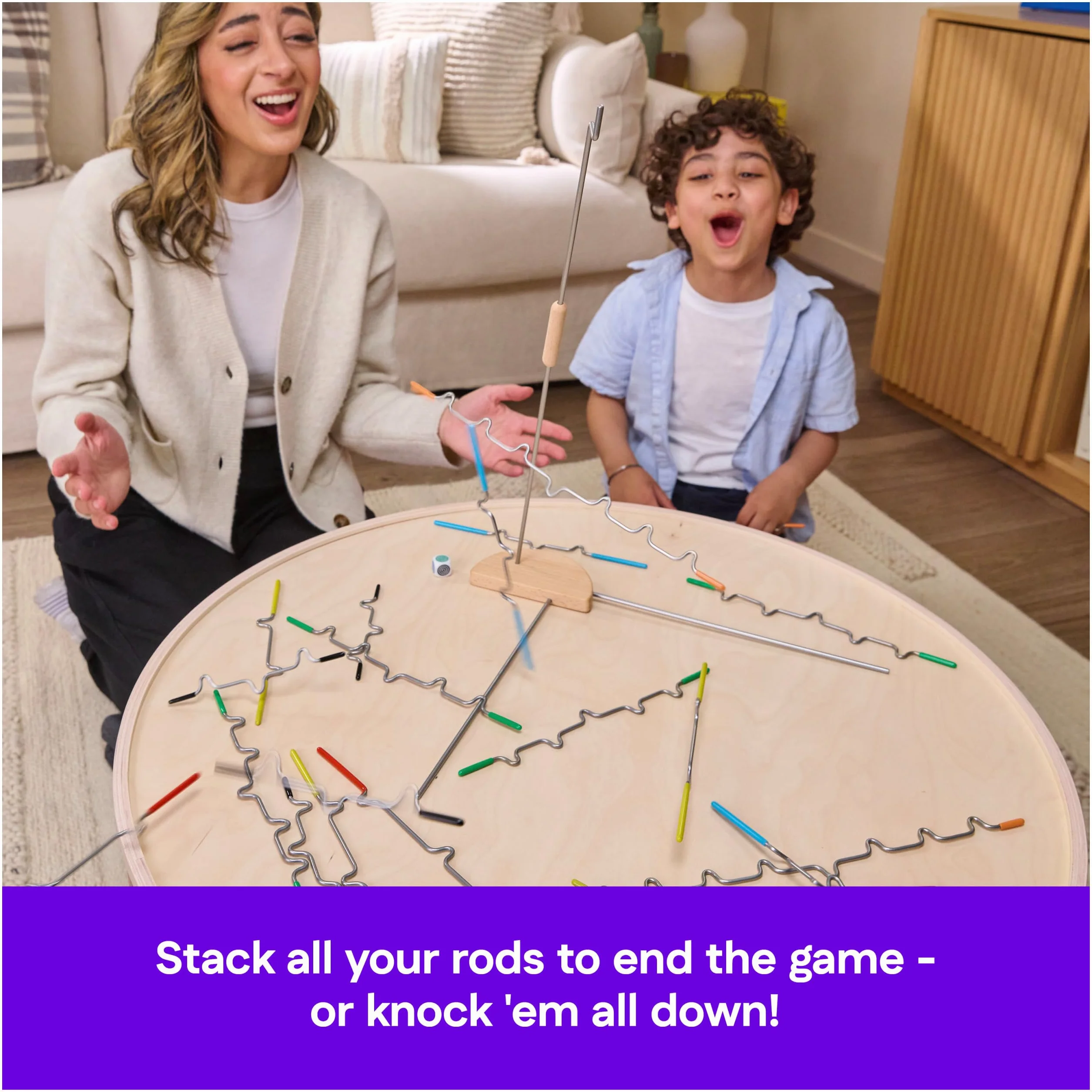 Spin Master Games, Suspend, un juego familiar de equilibrio de manos difíciles y constantes, actividad divertida para niños, adultos y noche de juego familiar, juguete de aprendizaje, 1-4 jugadores