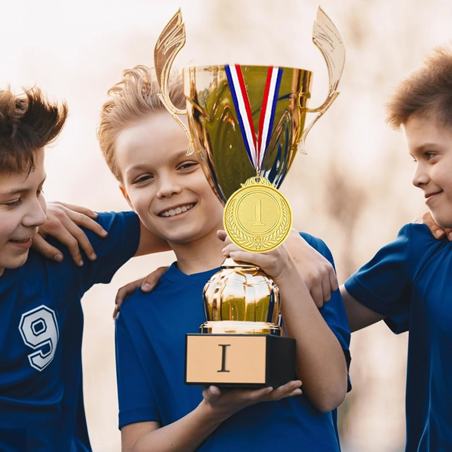 Medallas para Niños con Cintas 12 Piezas Doradas Plateadas Bronce