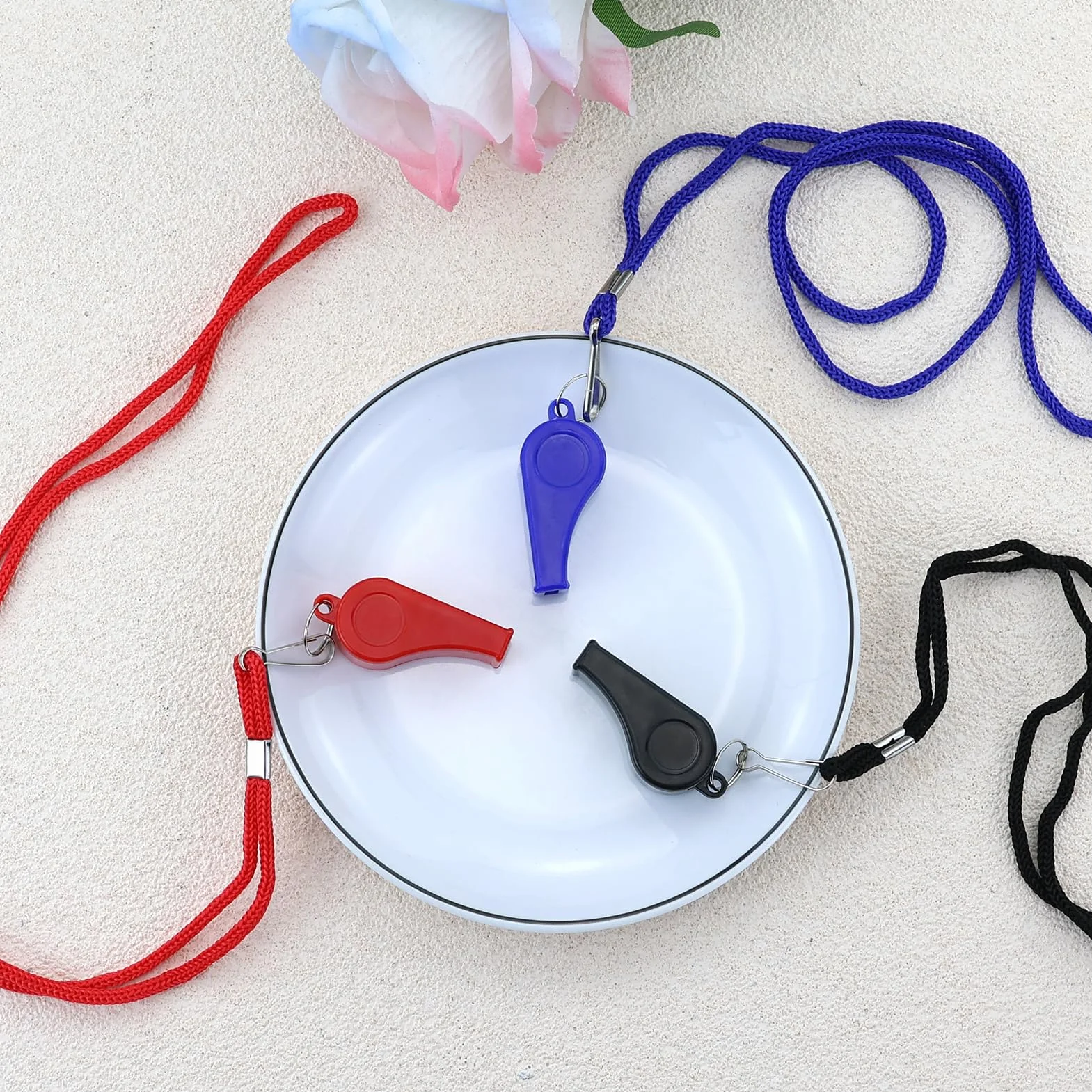 Lote de 3 Silbatos Deportivos con Cordón, Sonido Fuerte para Árbitros, Entrenamiento y Supervivencia