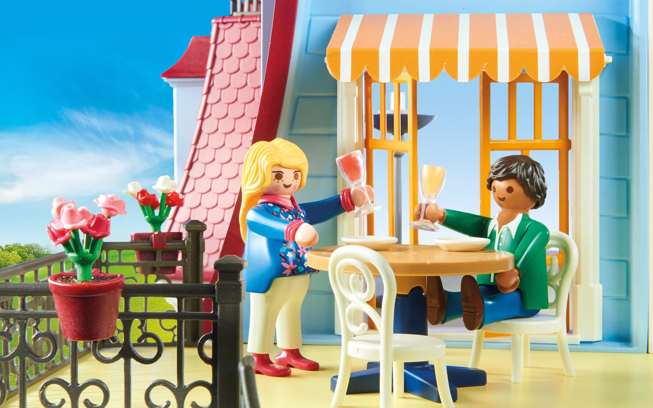 PLAYMOBIL Dollhouse 70205 Casa de Muñecas, con Timbre Real, A partir de 4 años