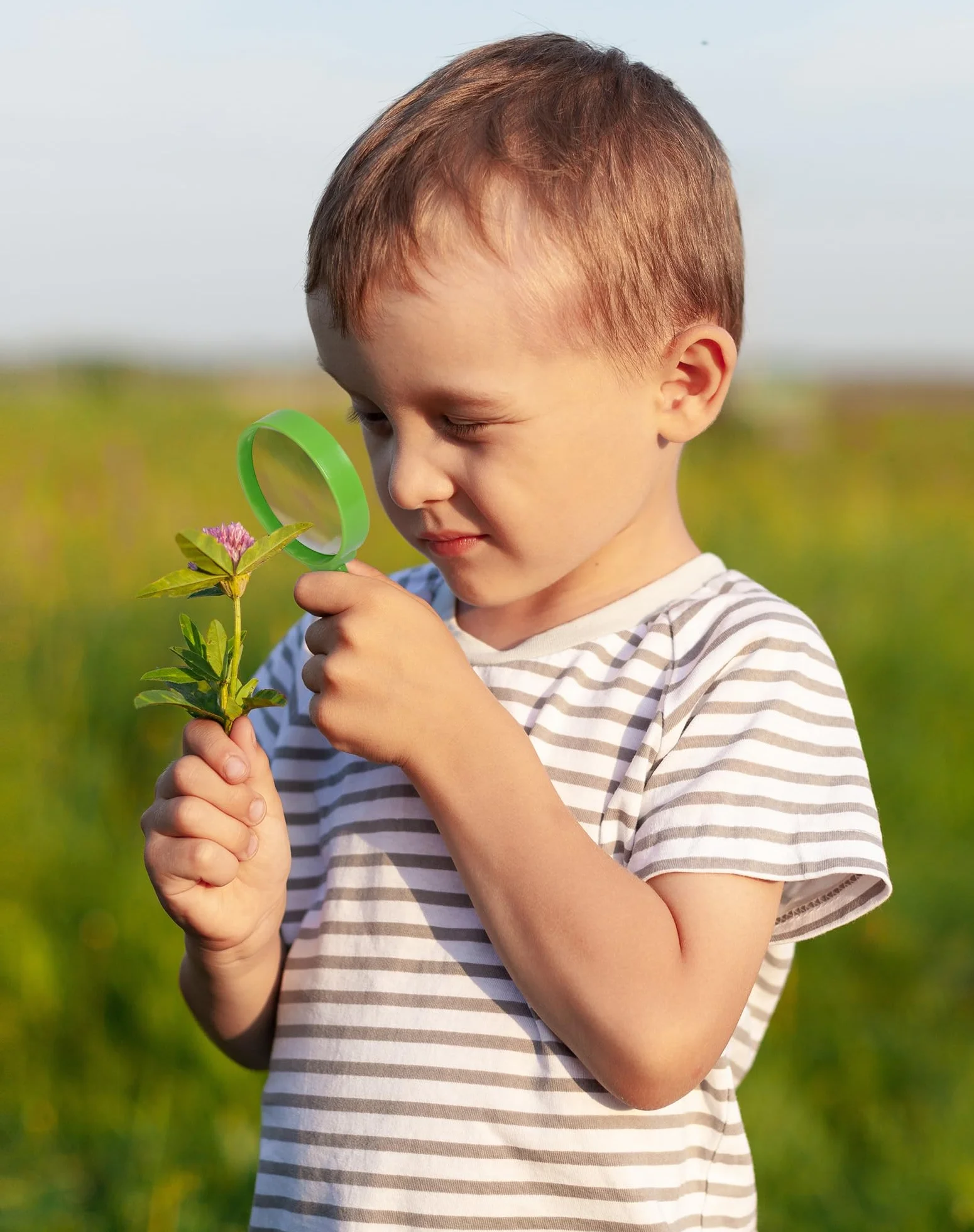 ROBOTIME Juego de herramientas de jardinería para niños, kit de herramientas de jardín de 18 piezas para niños pequeños con regadera, guantes, delantal y sombreros, bolsa de herramientas y juego de