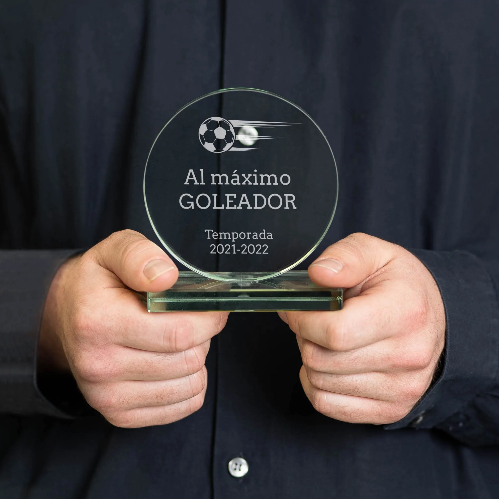 Trofeo Personalizado con Nombre y Texto Cristal Grabado Redondo 10x11 cm Incluye Estuche